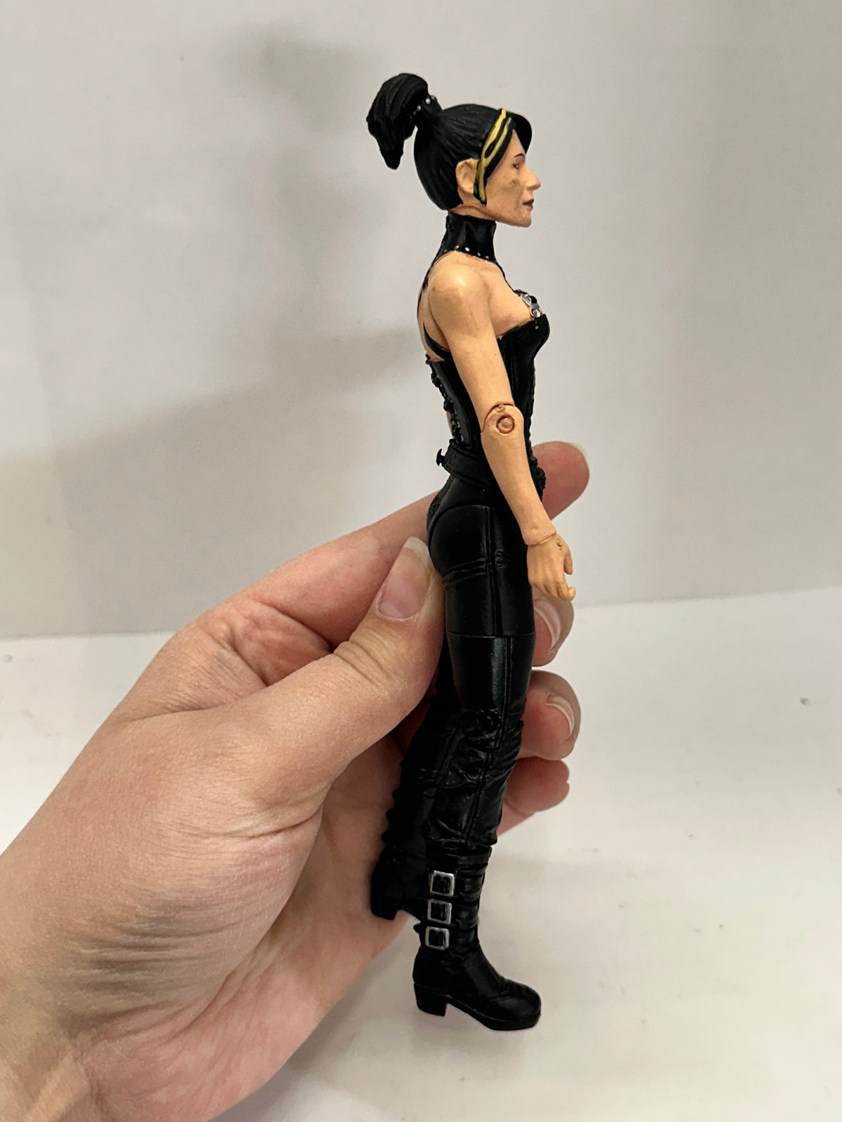 Diamond Select Stargate SG-1 Vala Avalon Series 3 PX Exclusive Figure #1