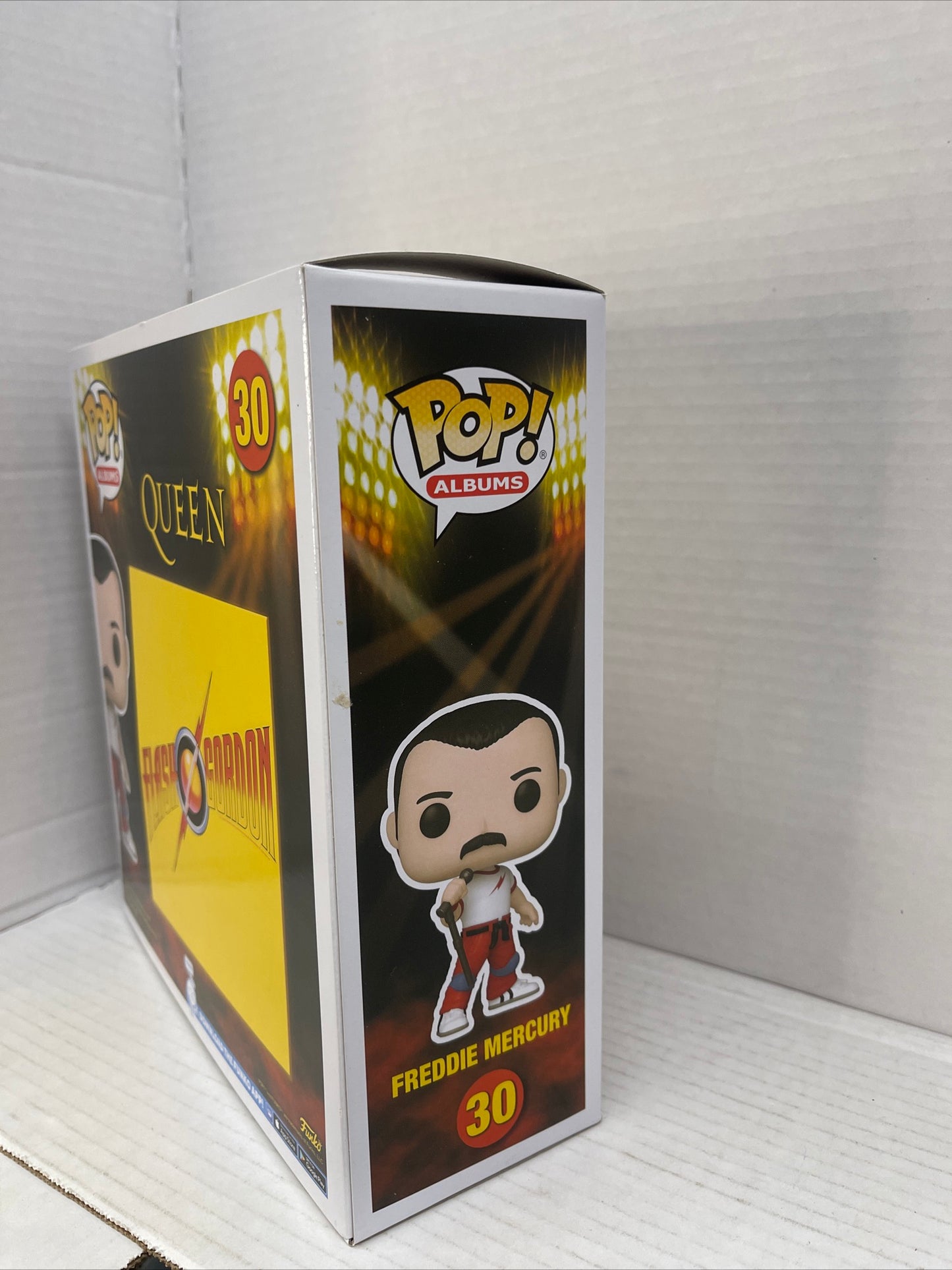 Funko Pop! Album Cover with Case: Freddie Mercury: Flash Gordon #30