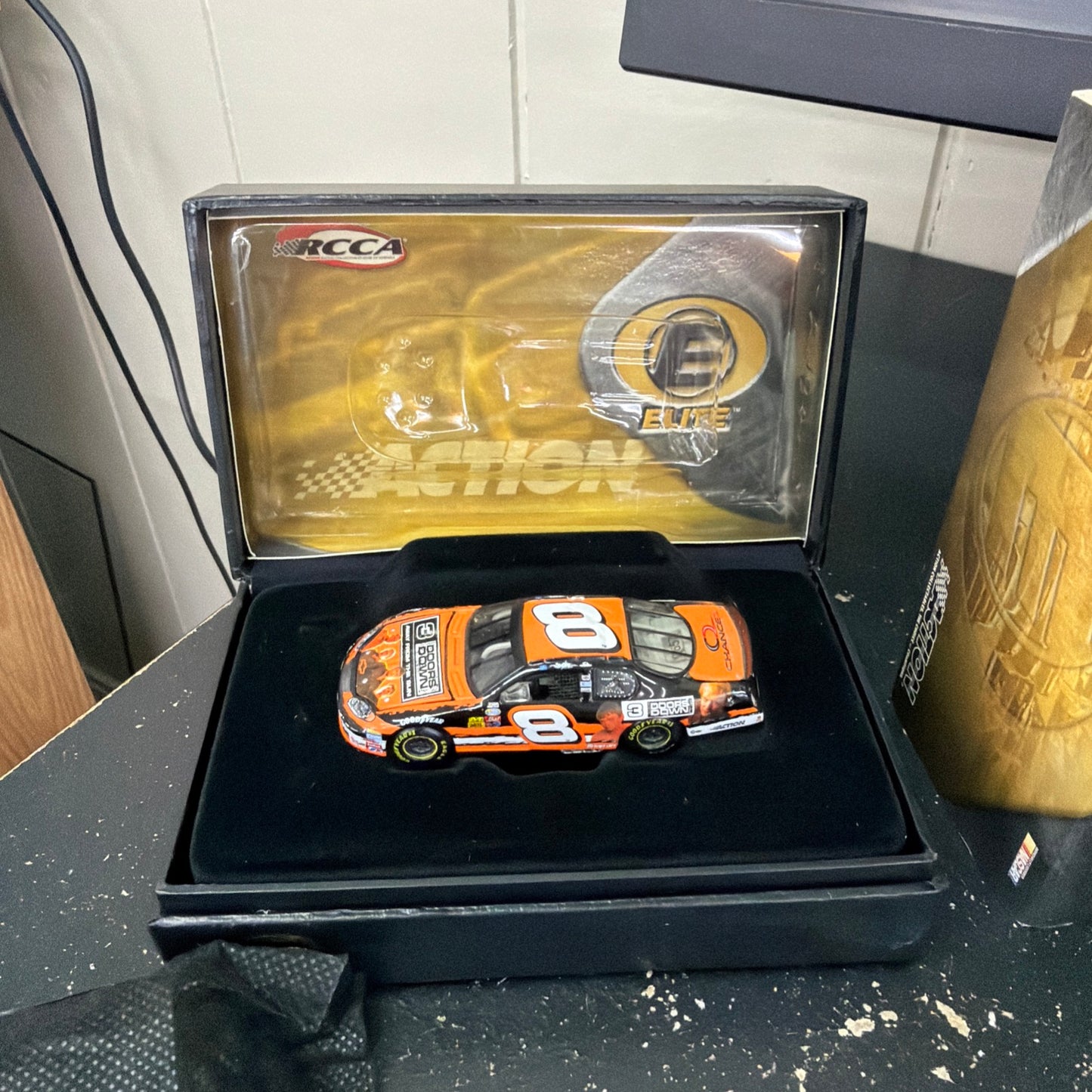 Tony Stewart #8 3 Doors Down 2003 Monte Carlo Elite 1:64