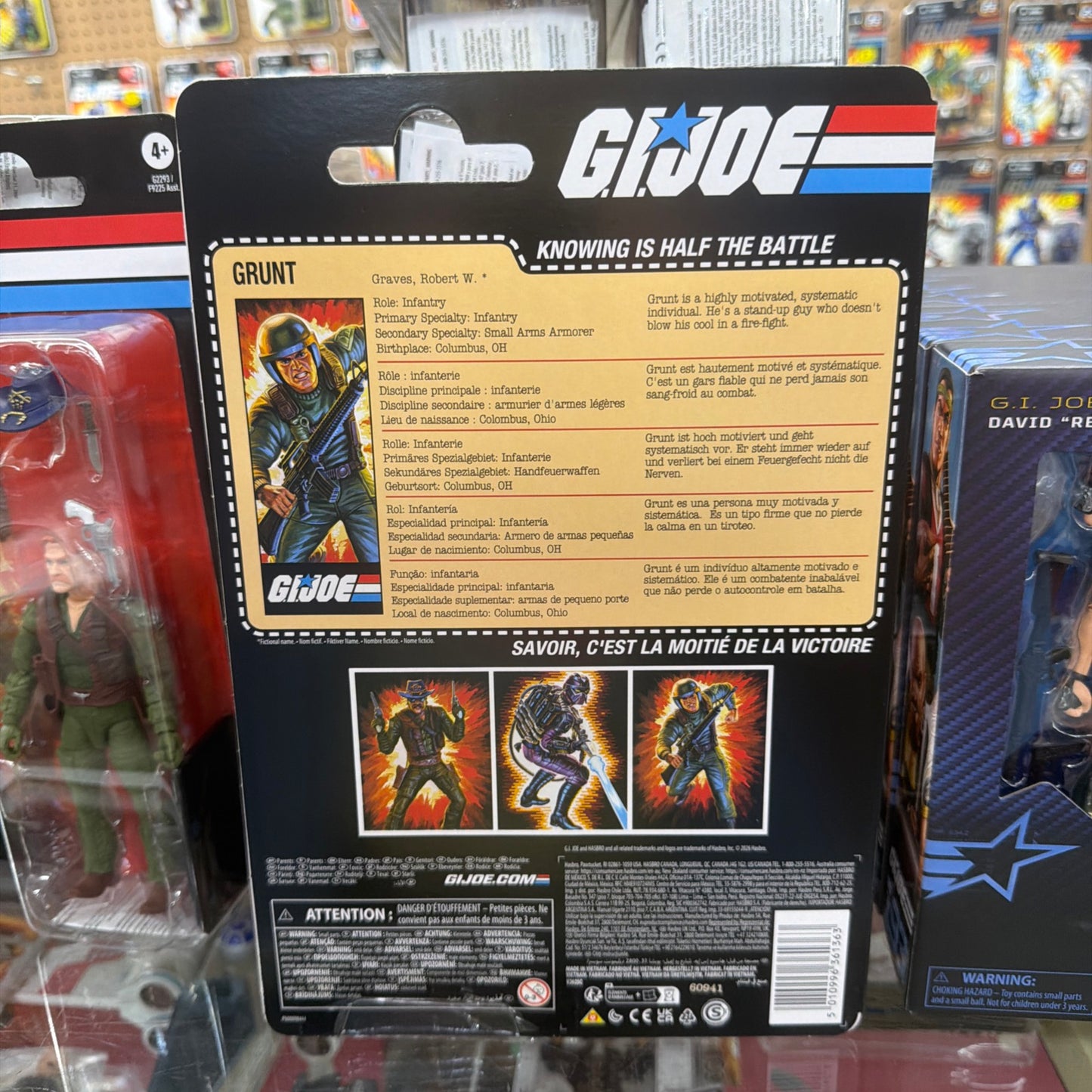 G.I. Joe Classified Series Retro Cardback Robert Grunt Graves 6" Case Fresh