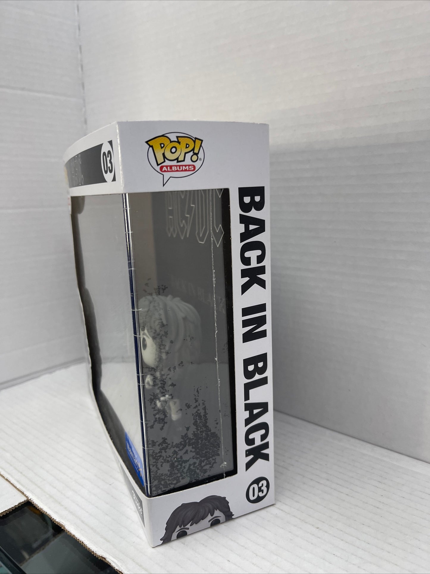 Funko POP! Albums #03 AC/DC Back in Black with Angus Young, "Exclusive!!!