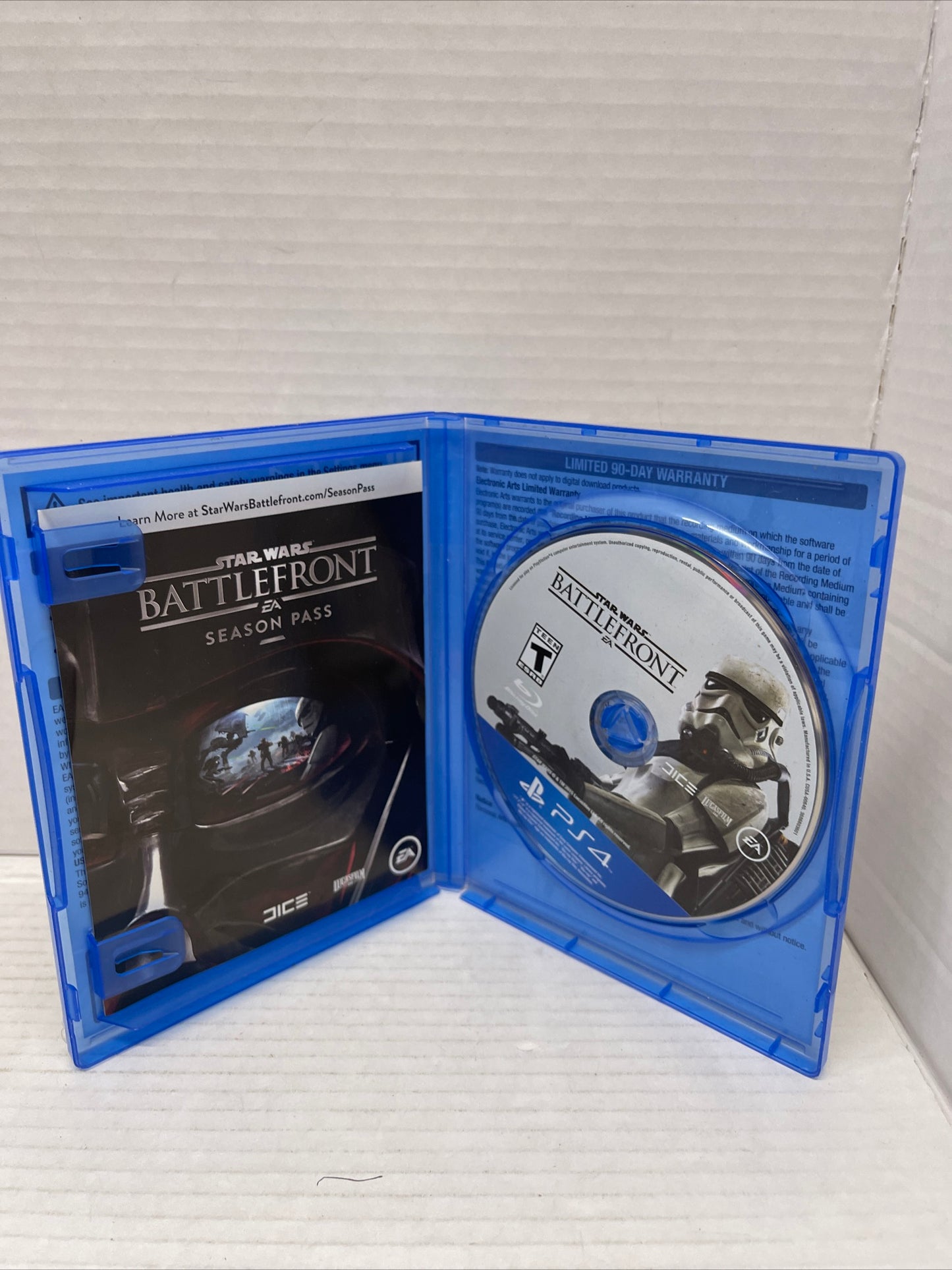Star Wars Battlefront -Deluxe Edition (Sony PlayStation 4, PS4)