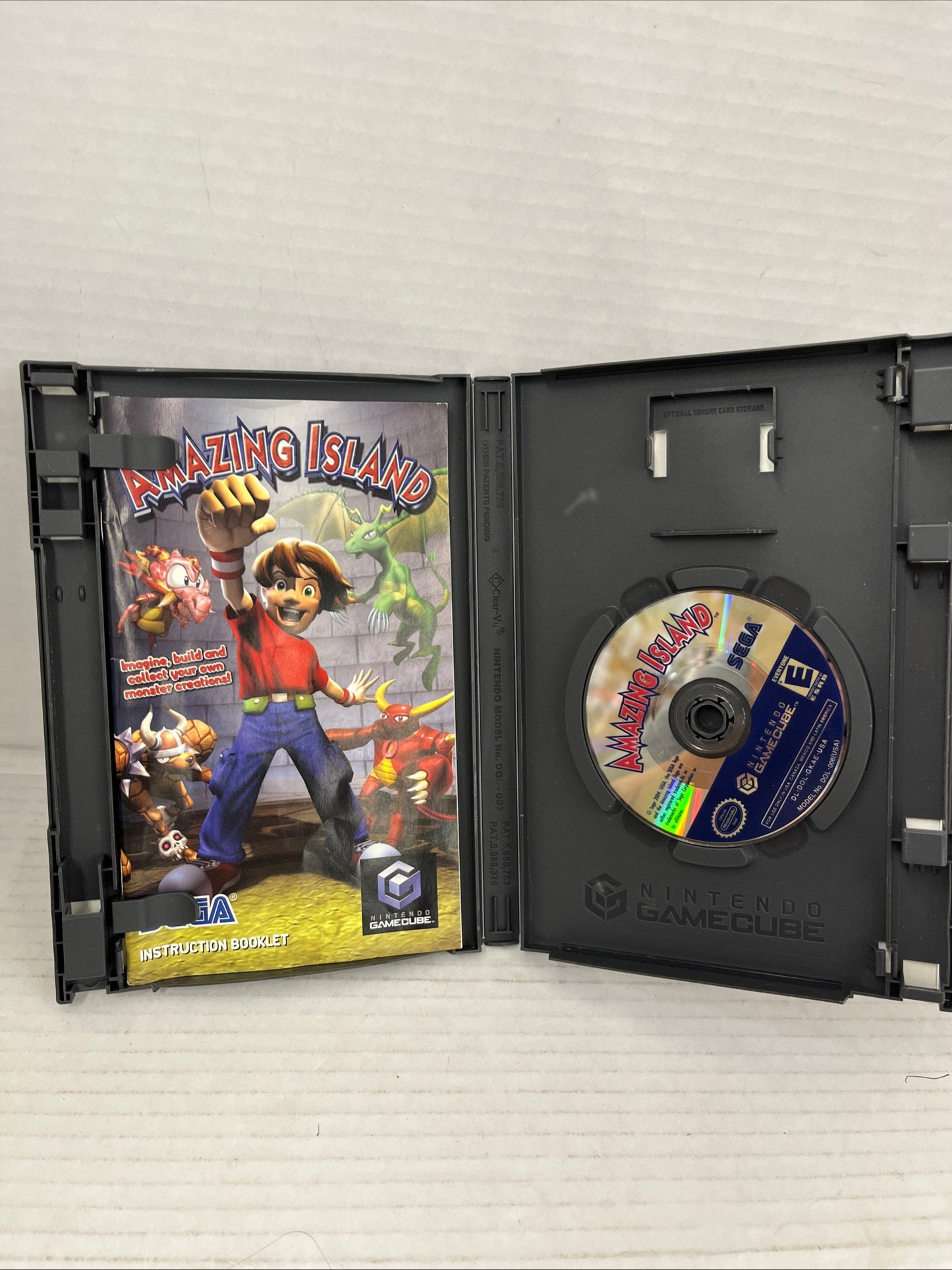 Amazing Island [Nintendo GameCube US Complete Manual