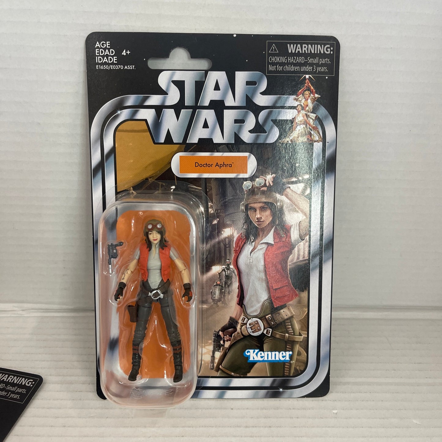 Star Wars Vintage Collection DOCTOR APHRA VC129 Action Figure
