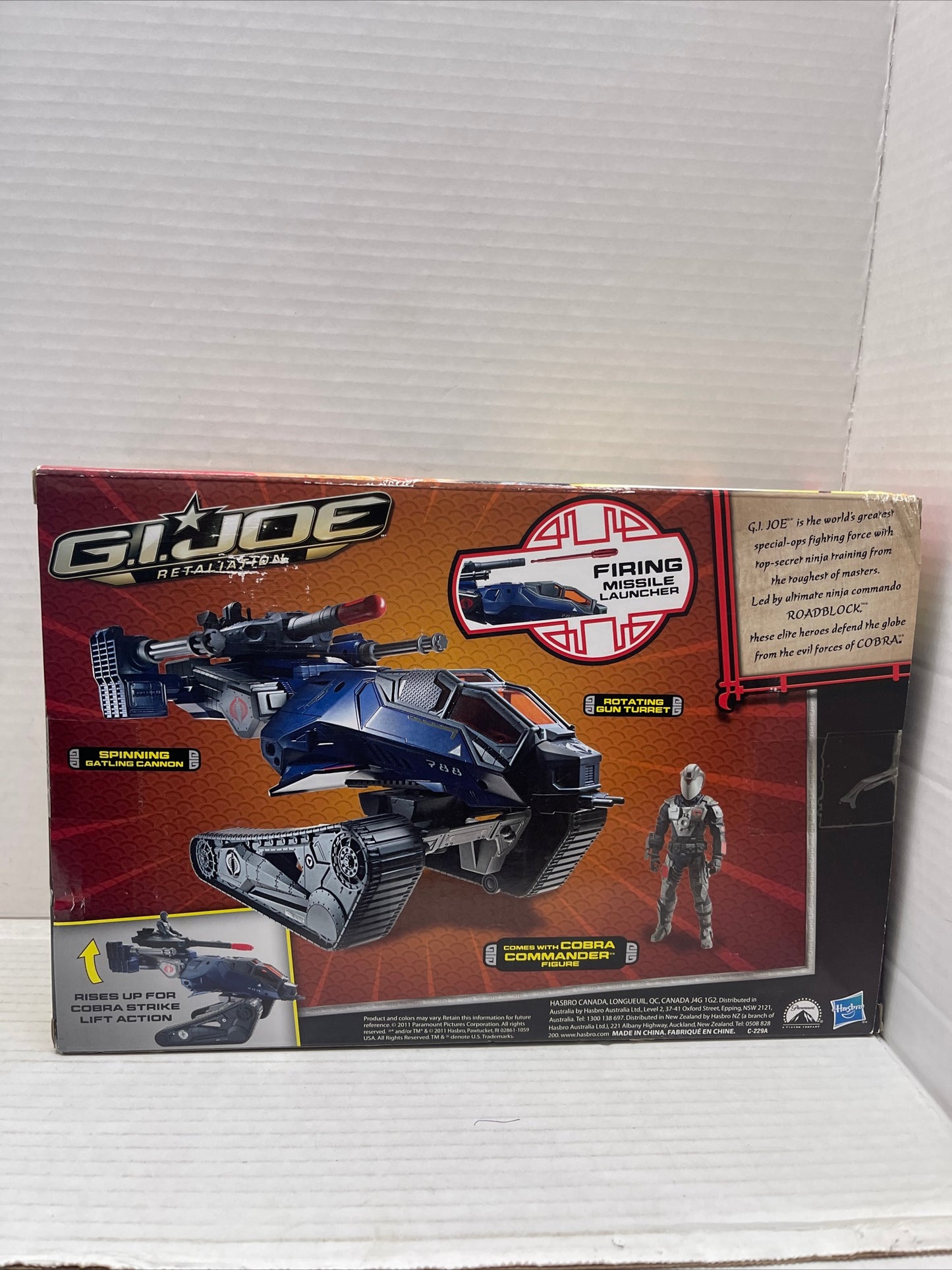 GI JOE RETALIATION HISS TANK W/ COBRA COMMANDER FIGURE HASBRO 3.75 MISB 2011