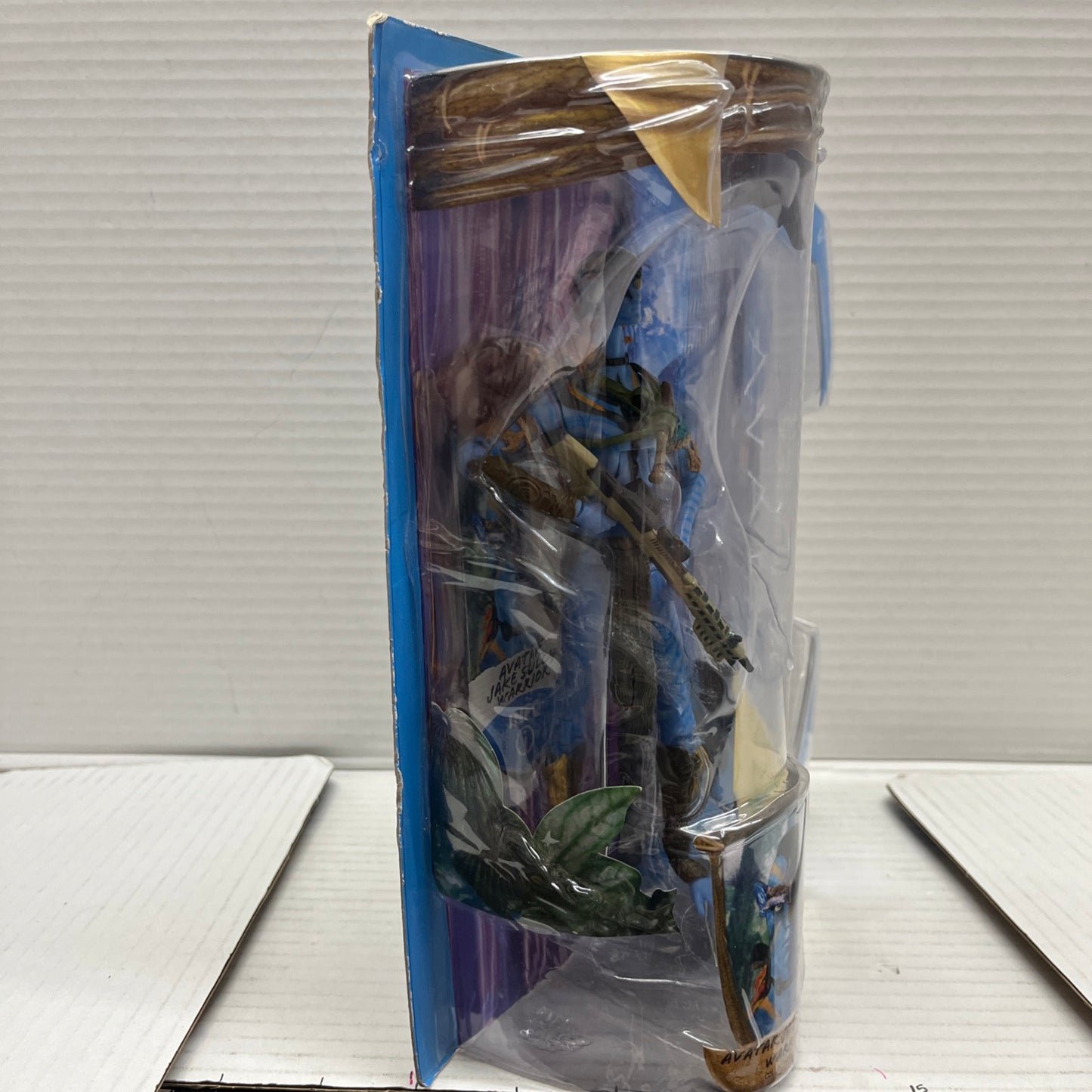 James Cameron's AVATAR Action Figure - COL. MILES QUARITCH 2009 New sealed