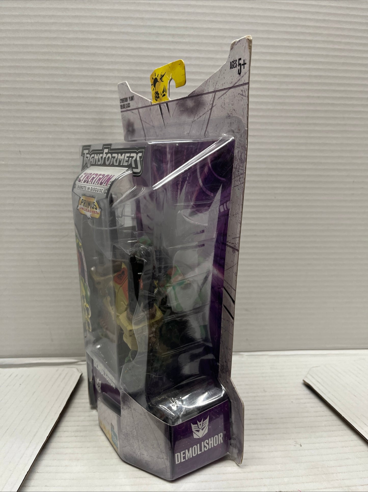 Hasbro Transformers Cybertron Deluxe Demolishor Action Figure