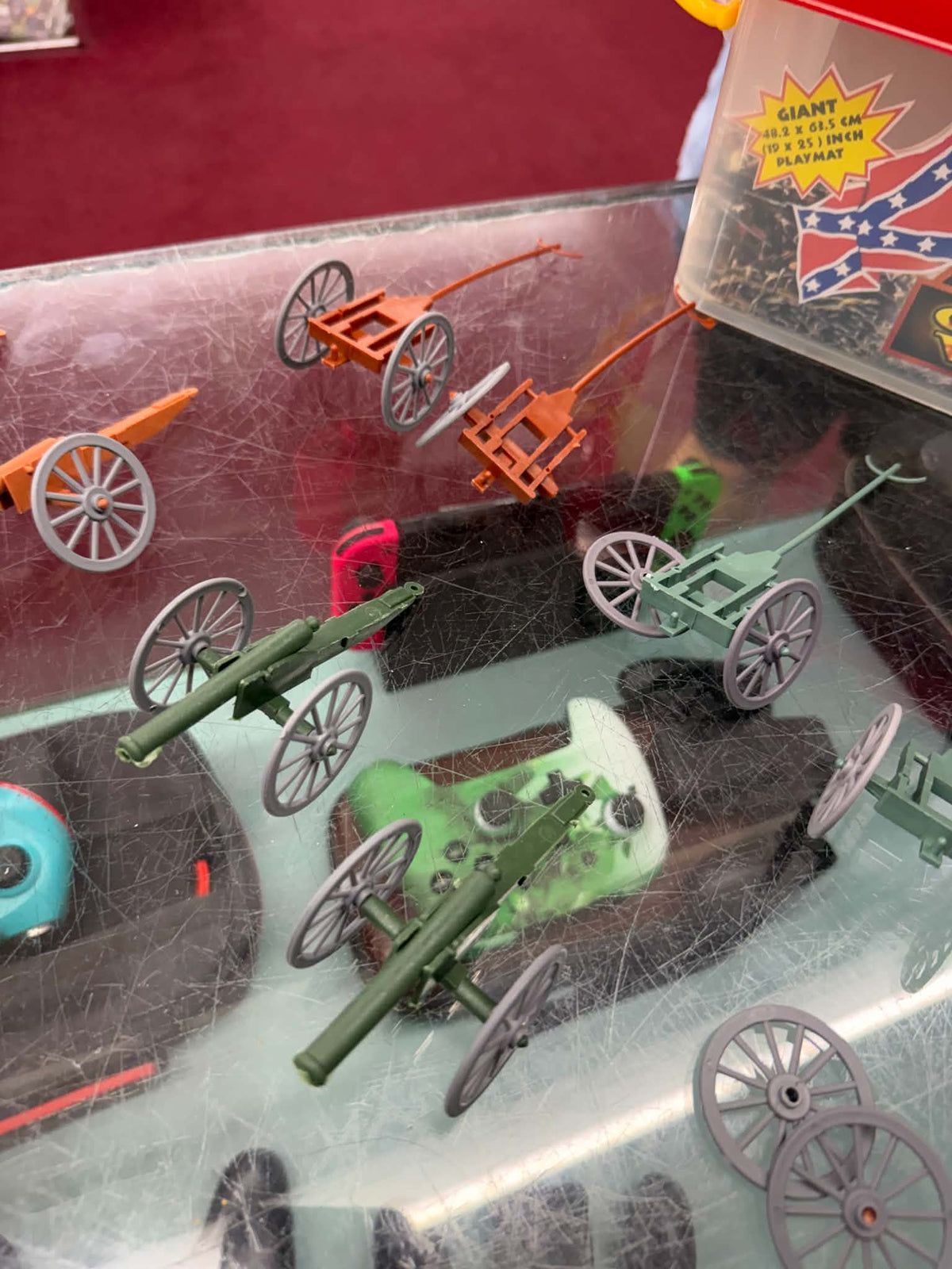 HingFat American Civil War Play Set of Over 150+ Pieces In Original Plastic Tub.