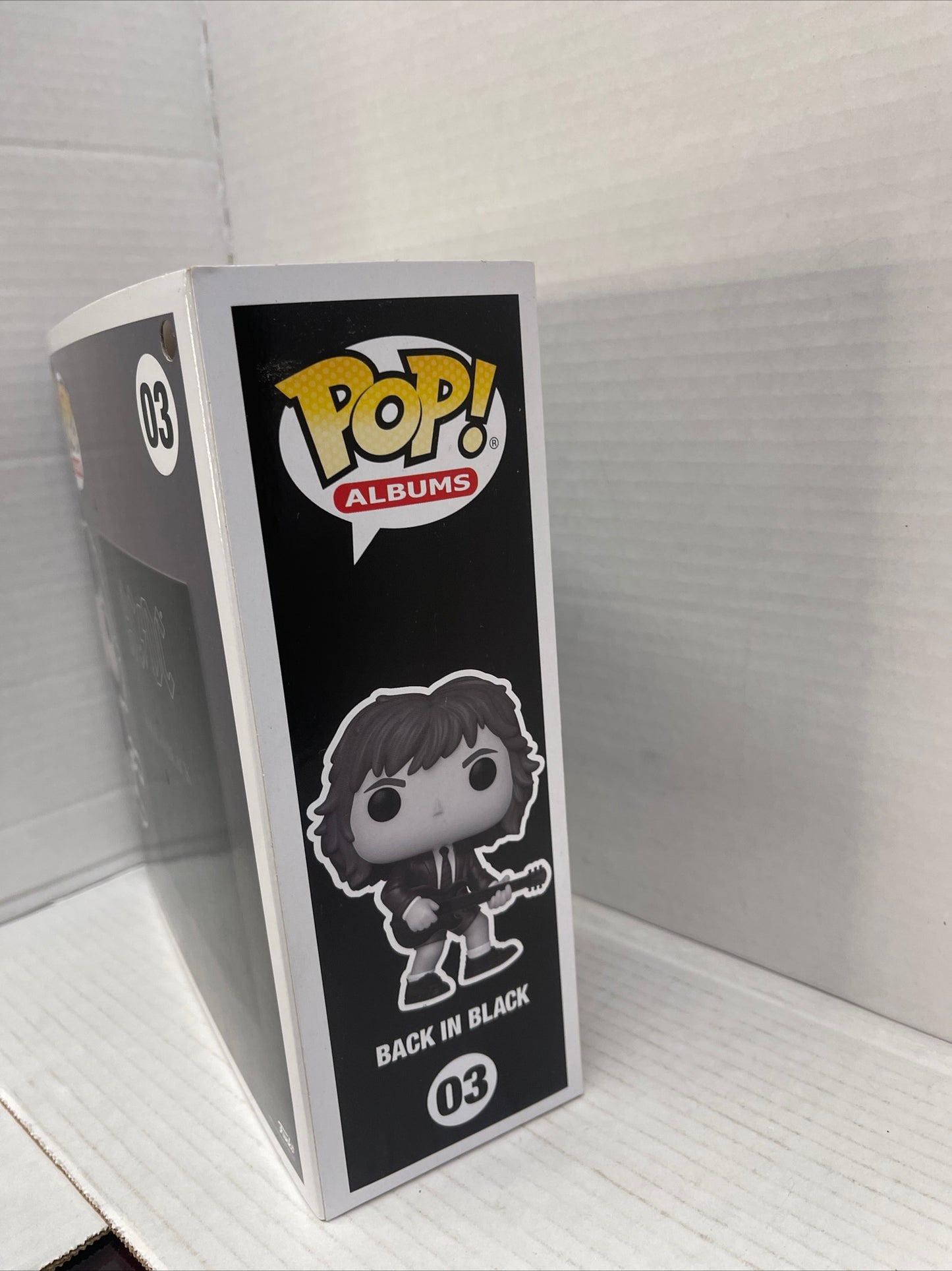 Funko POP! Albums #03 AC/DC Back in Black with Angus Young, "Exclusive!!!