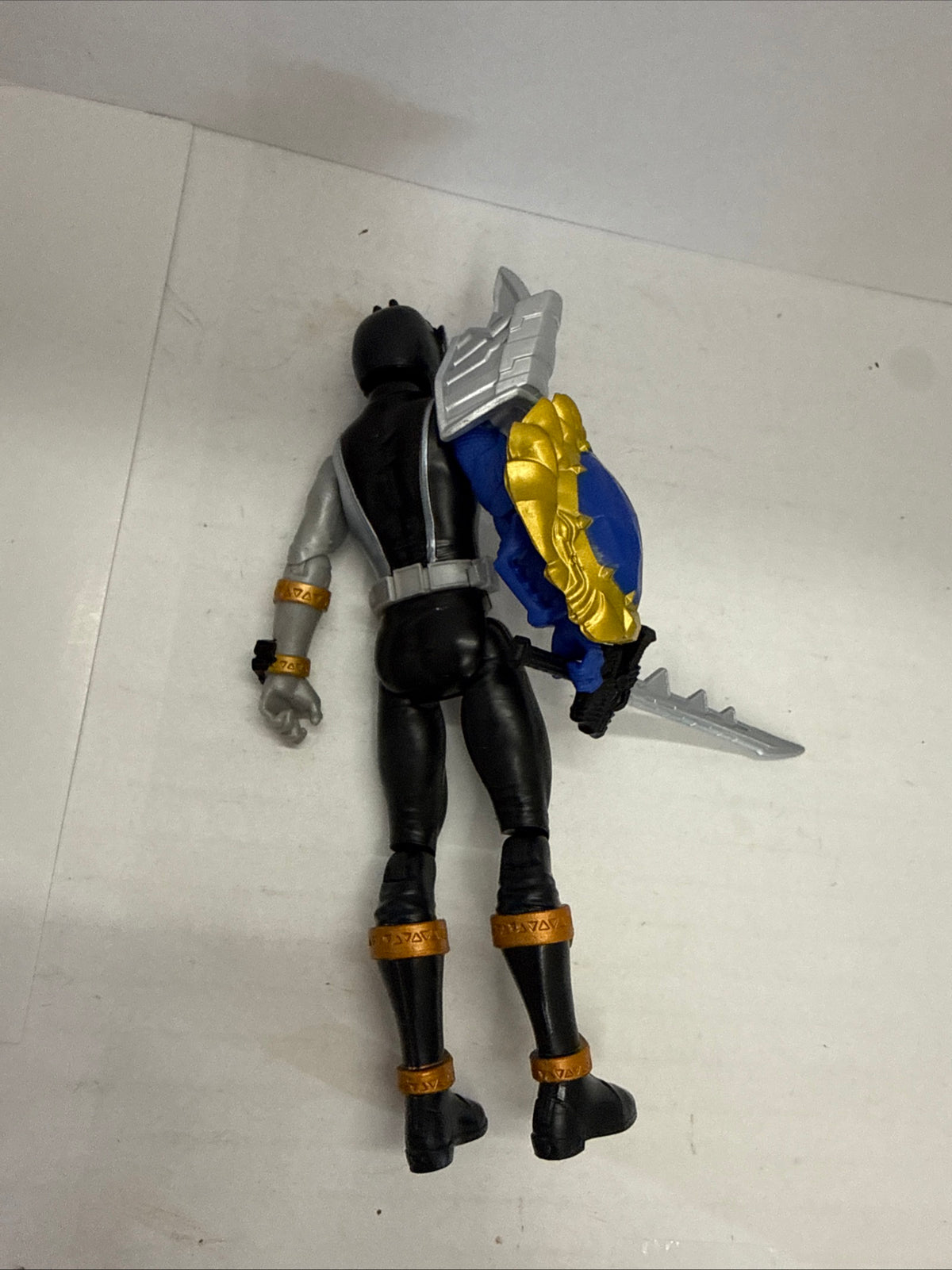 Power Rangers Dino Fury Black Ranger Figure With Shield Sleeve