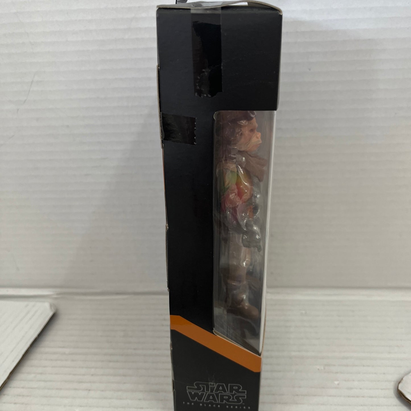 Hasbro Star Wars The Black Series The Mandalorian KUIIL Action Figure In Hand