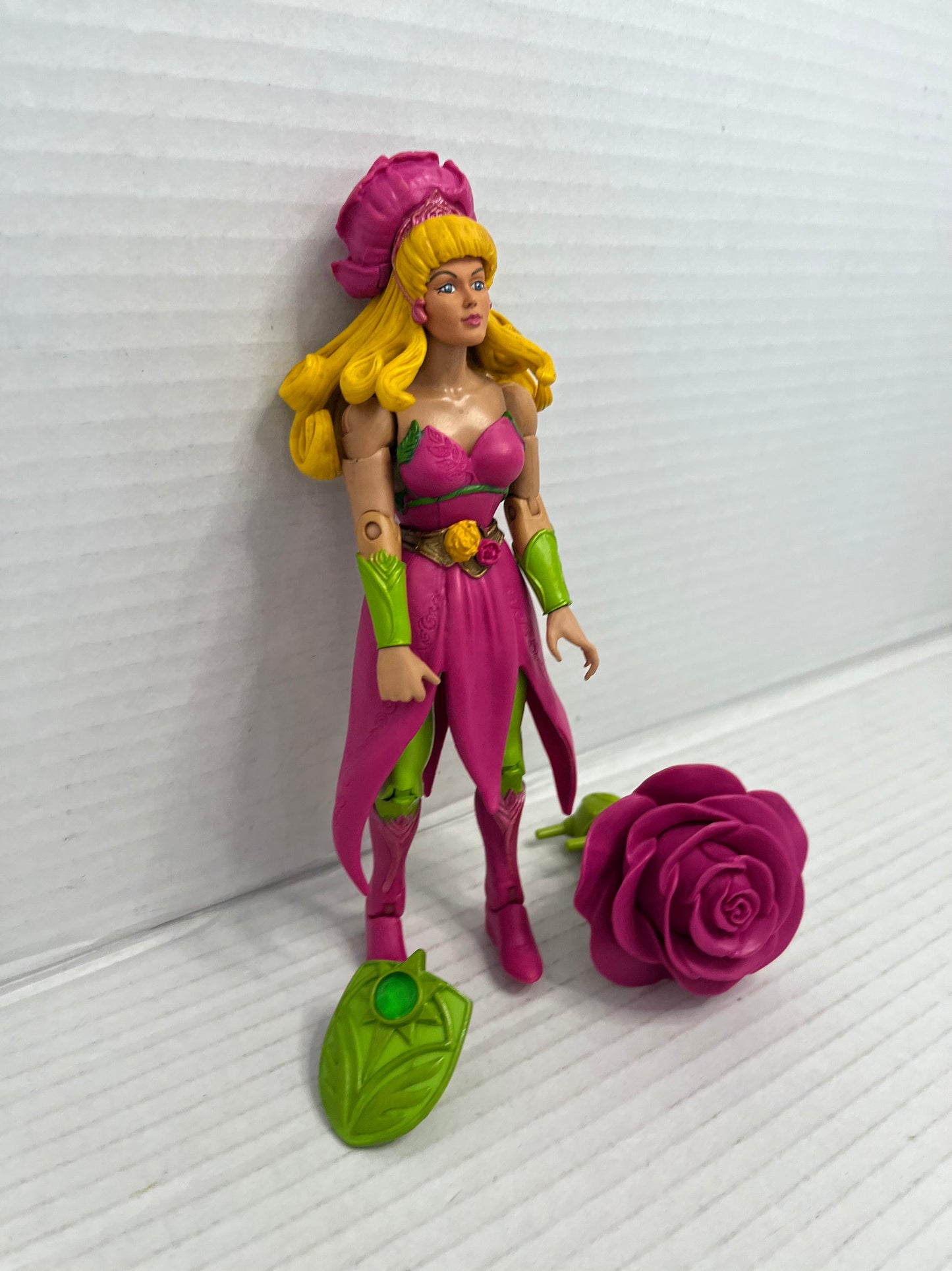 Mattel Masters of The Universe Classics PERFUMA MOTUC Complete Loose