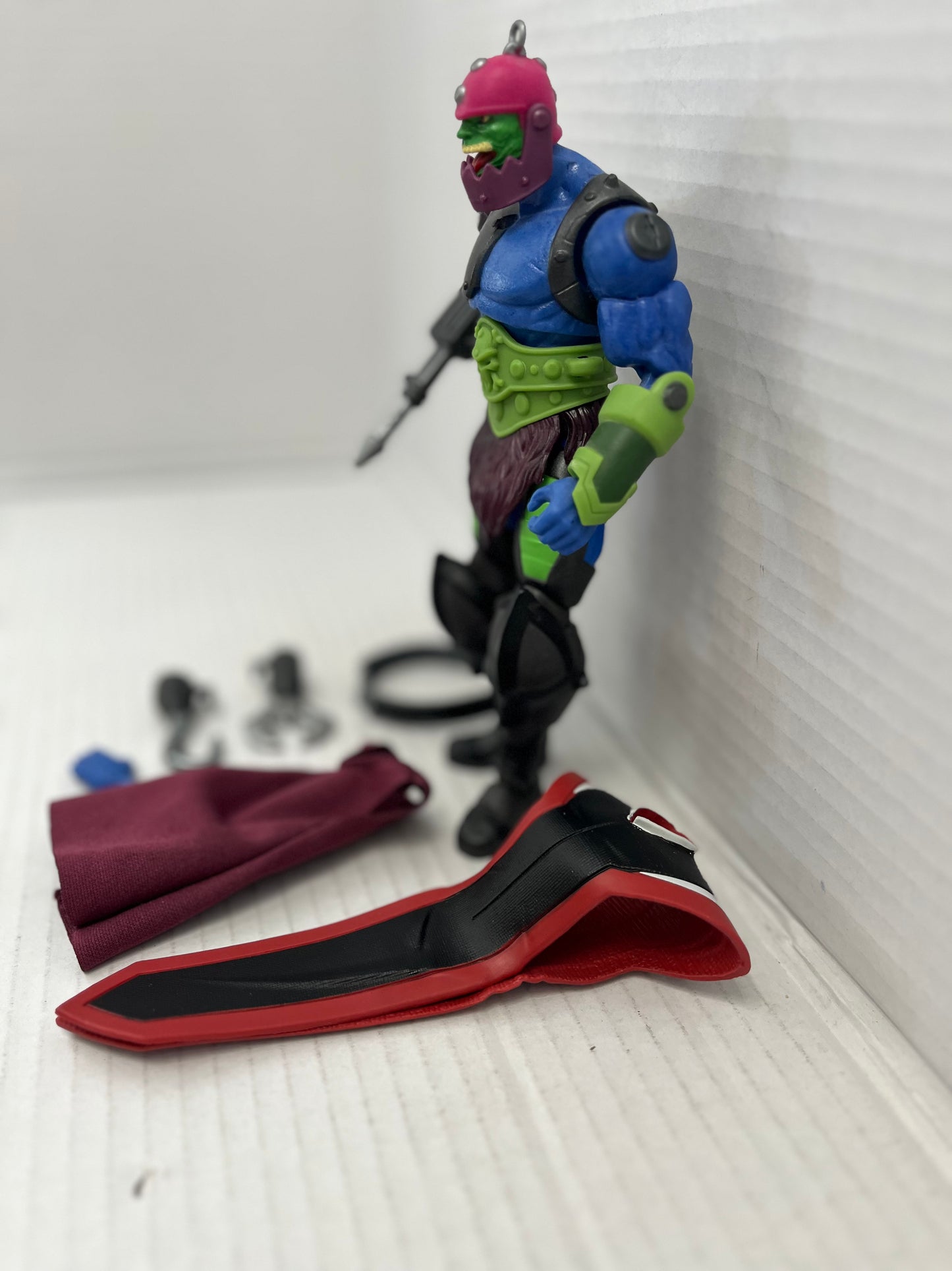 Masters of the Universe Masterverse Revelations Trap-Jaw loose complete