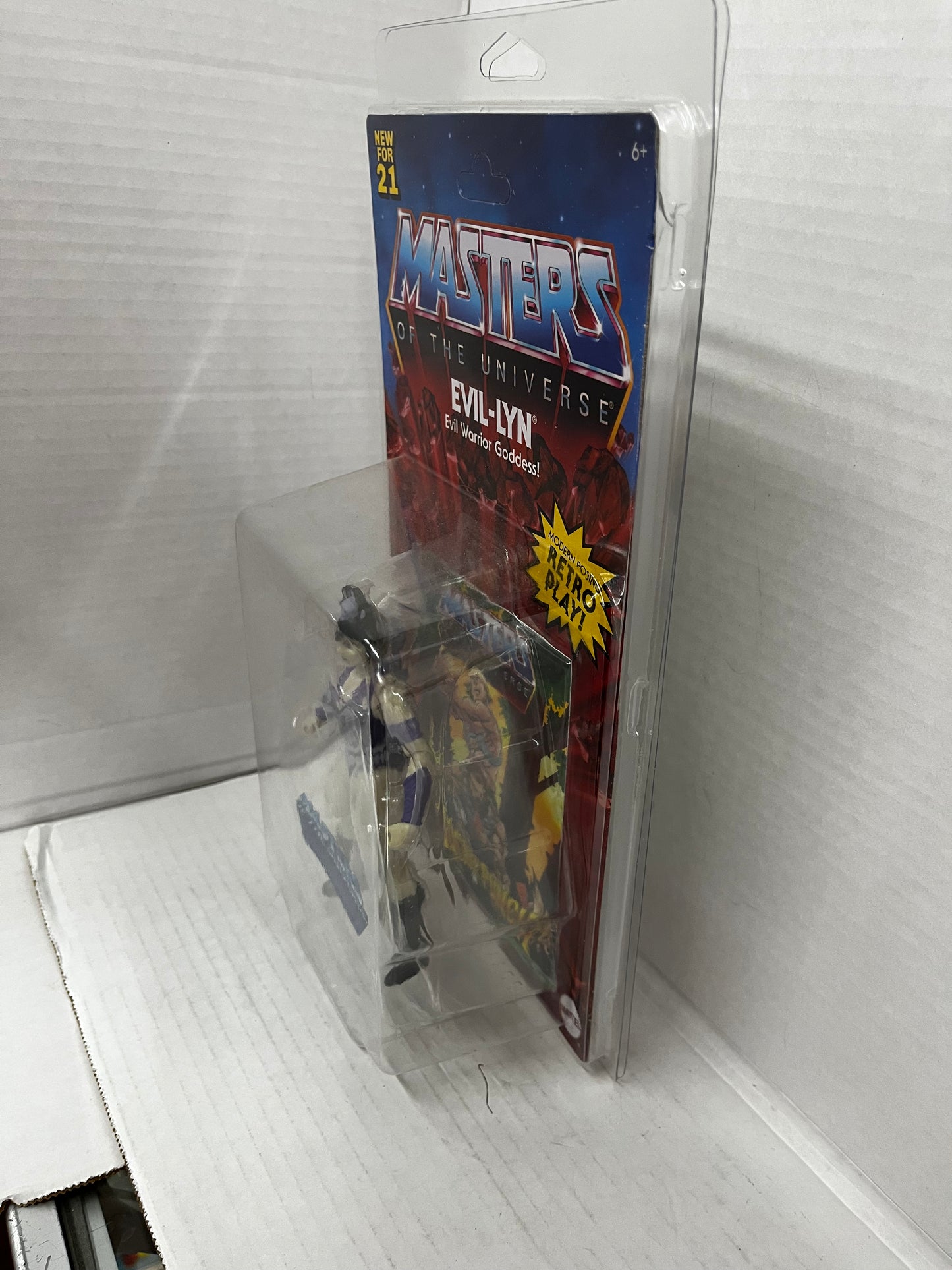 Masters of the Universe Origins Evil-Lyn Action Figure UNPUNCHED