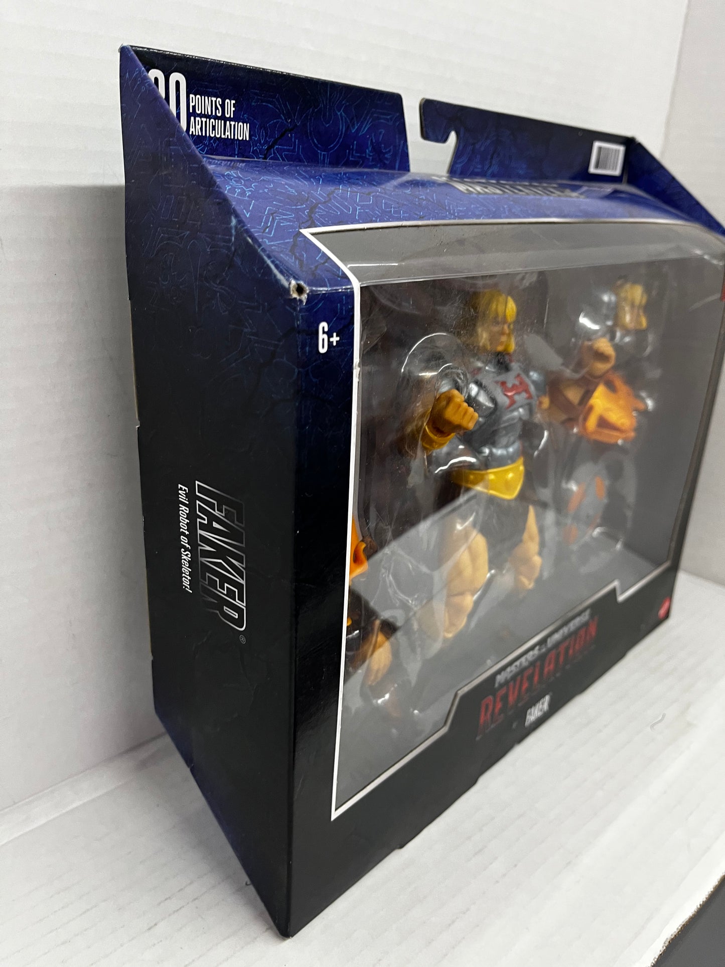 Masters Of The Universe Revelation Faker He-Man Netflix Masterverse MOTU
