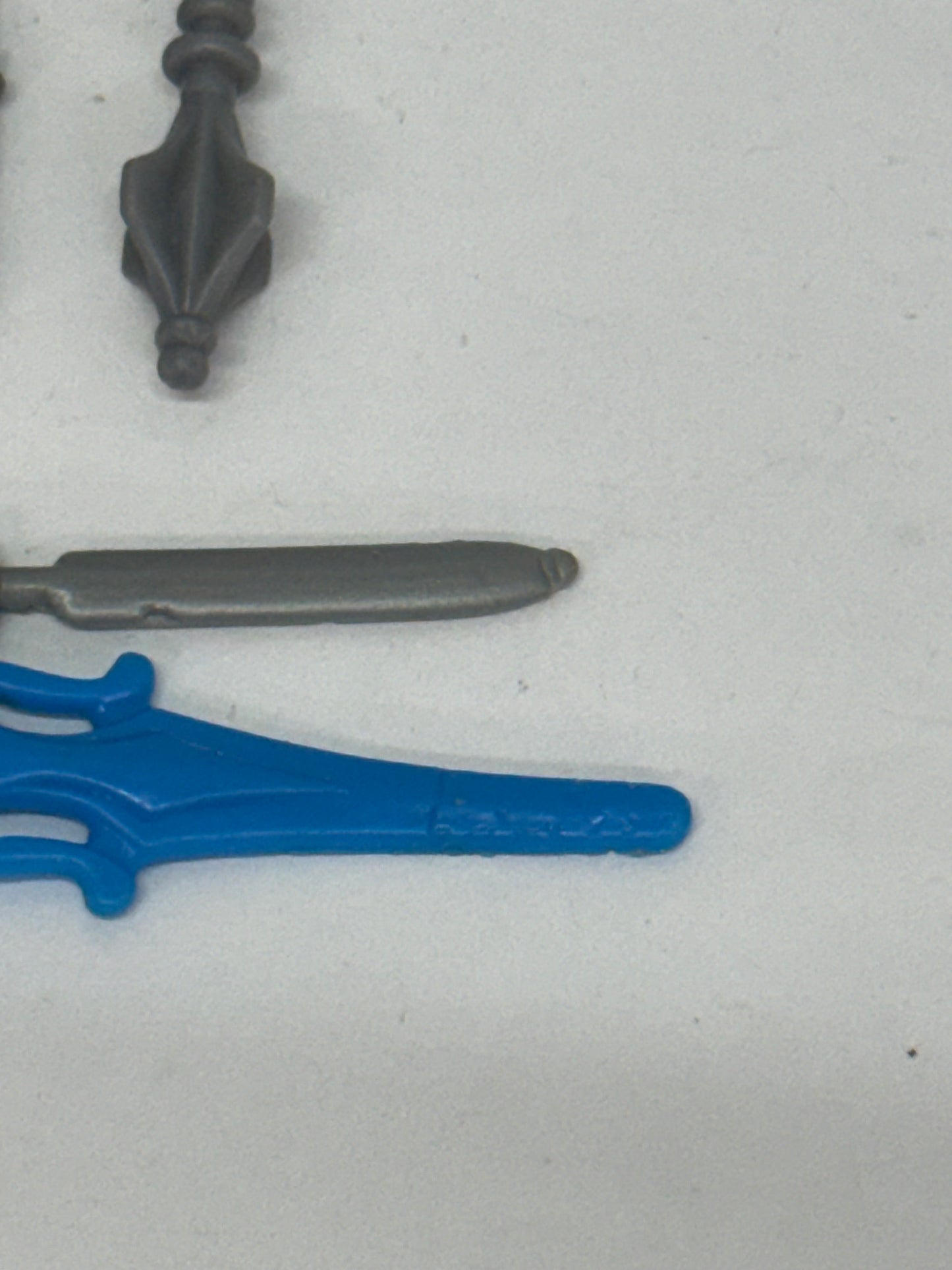 Vintage HE-MAN MOTU Masters of the Universe Weapons Pack Near Complete #4