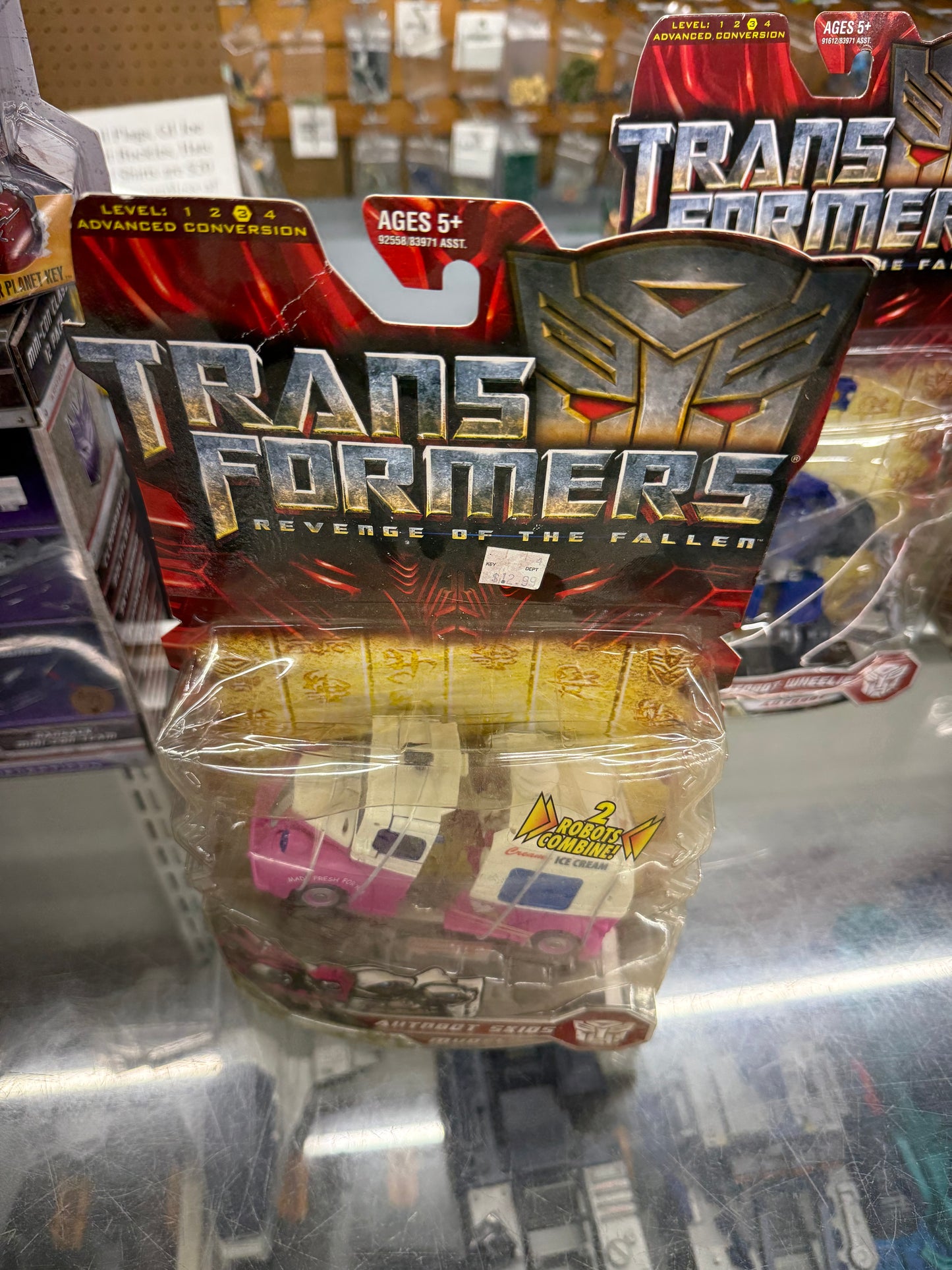 TRANSFORMERS REVENGE OF FALLEN AUTOBOT SKIDS MUDFLAP ICE CREAM TRUCK NEW IN BOX