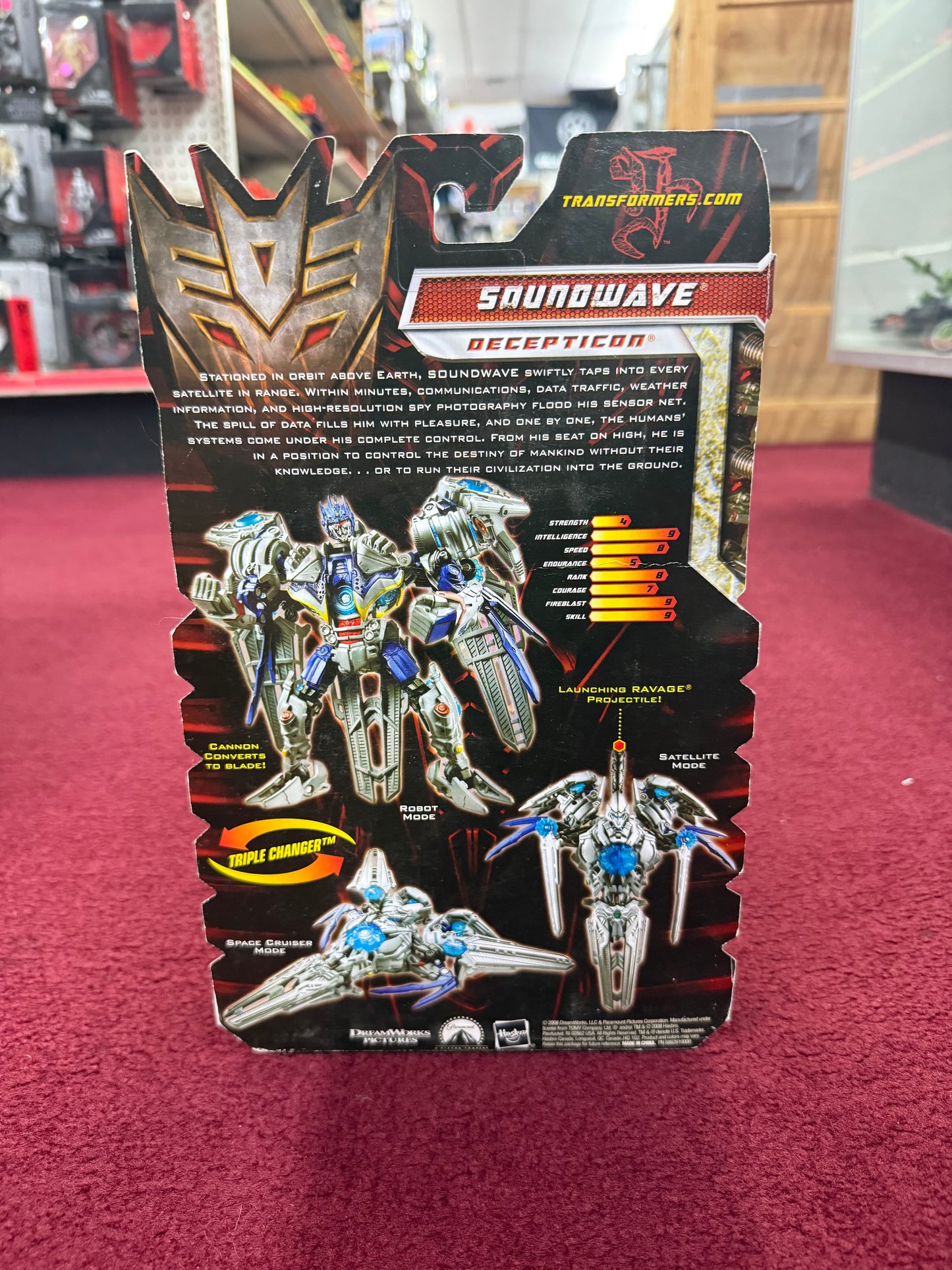 Transformers 2: ROTF- Deluxe Class: Soundwave SEALED (MIB)