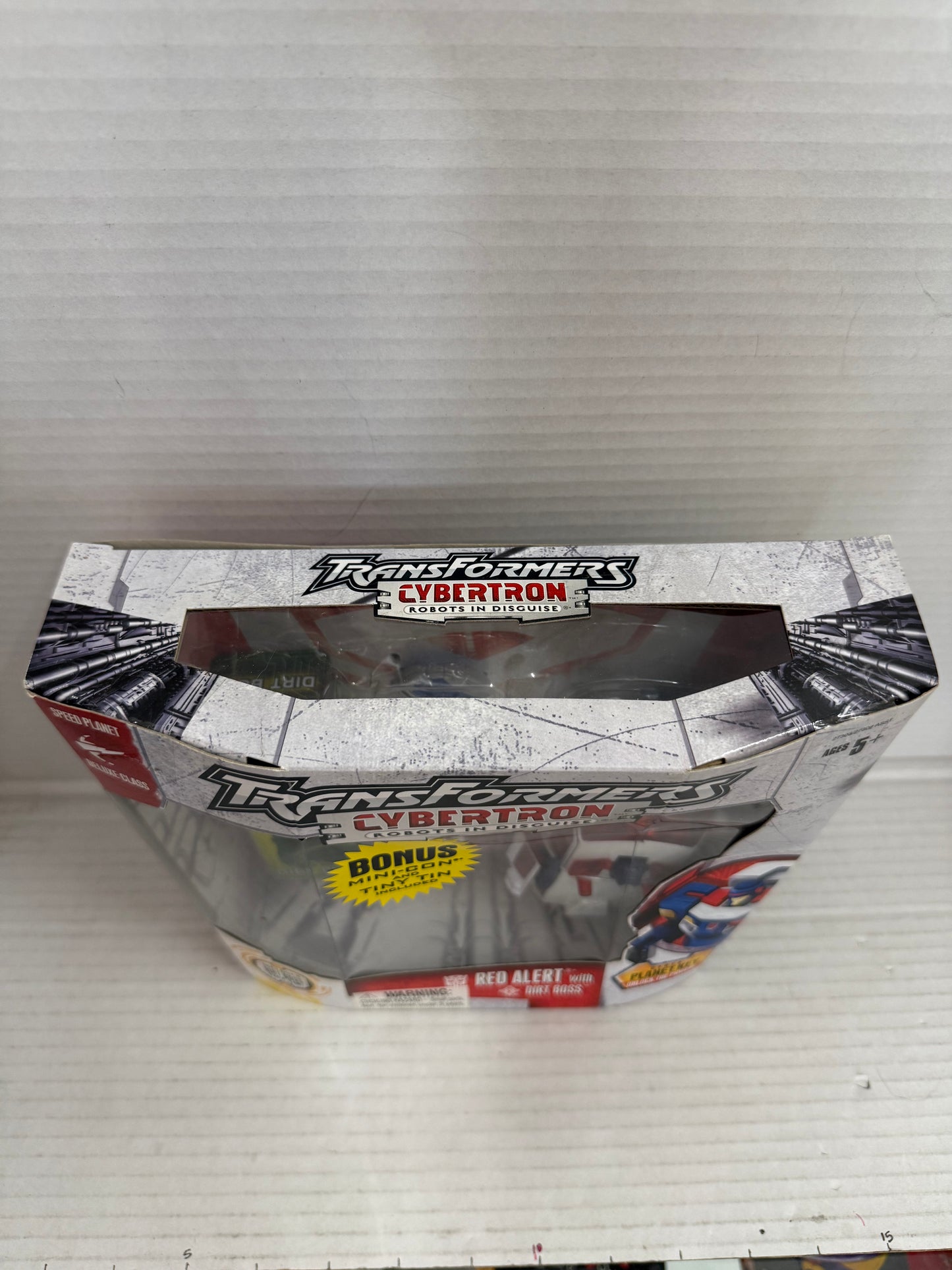 Transformers Cybertron RED ALERT with DIRT BOSS TINY TIN - COMPLETE IN BOX