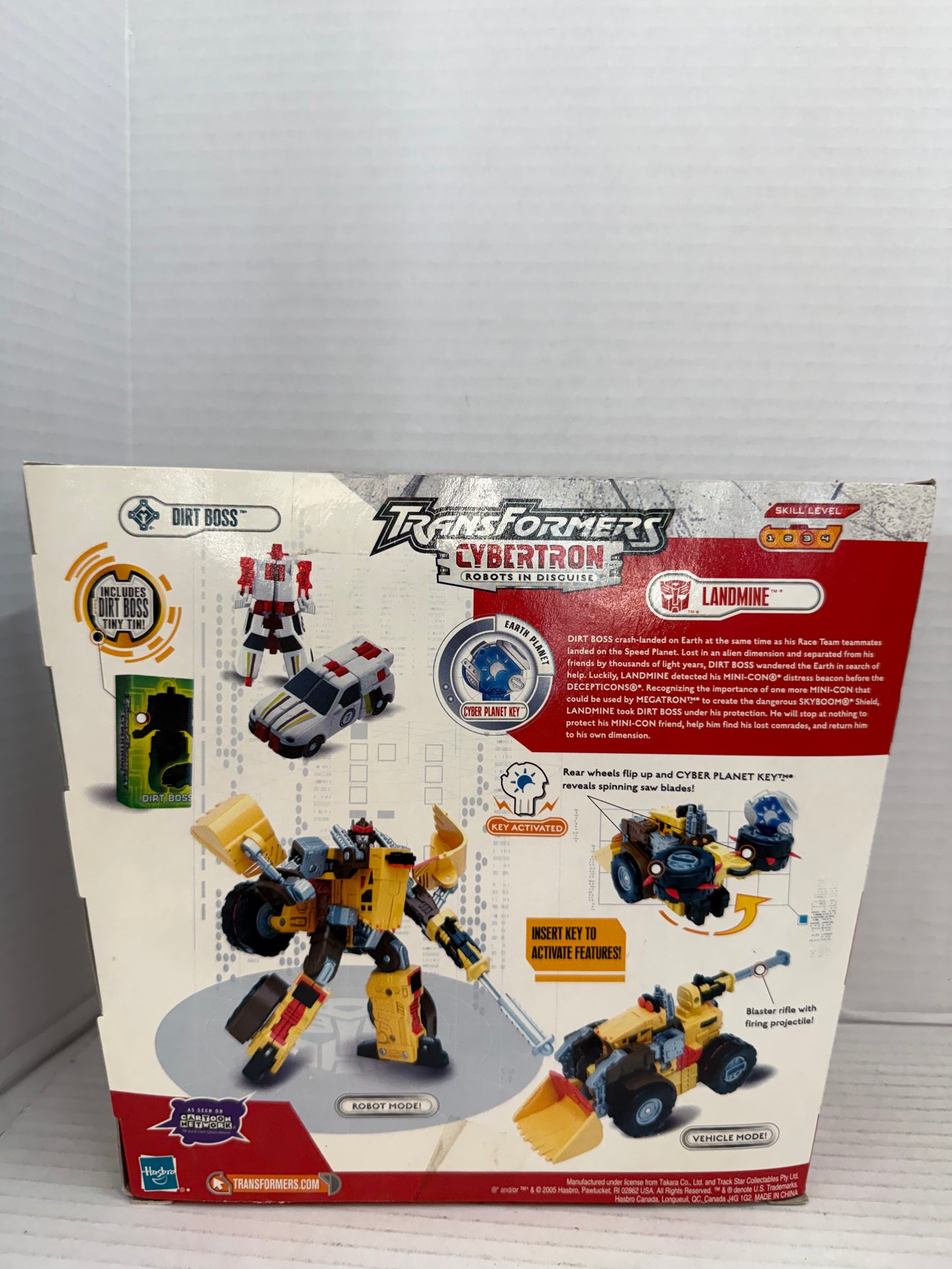 Transformers Cybertron Robots In Disguise Landmine with Dirt Boss MISB
