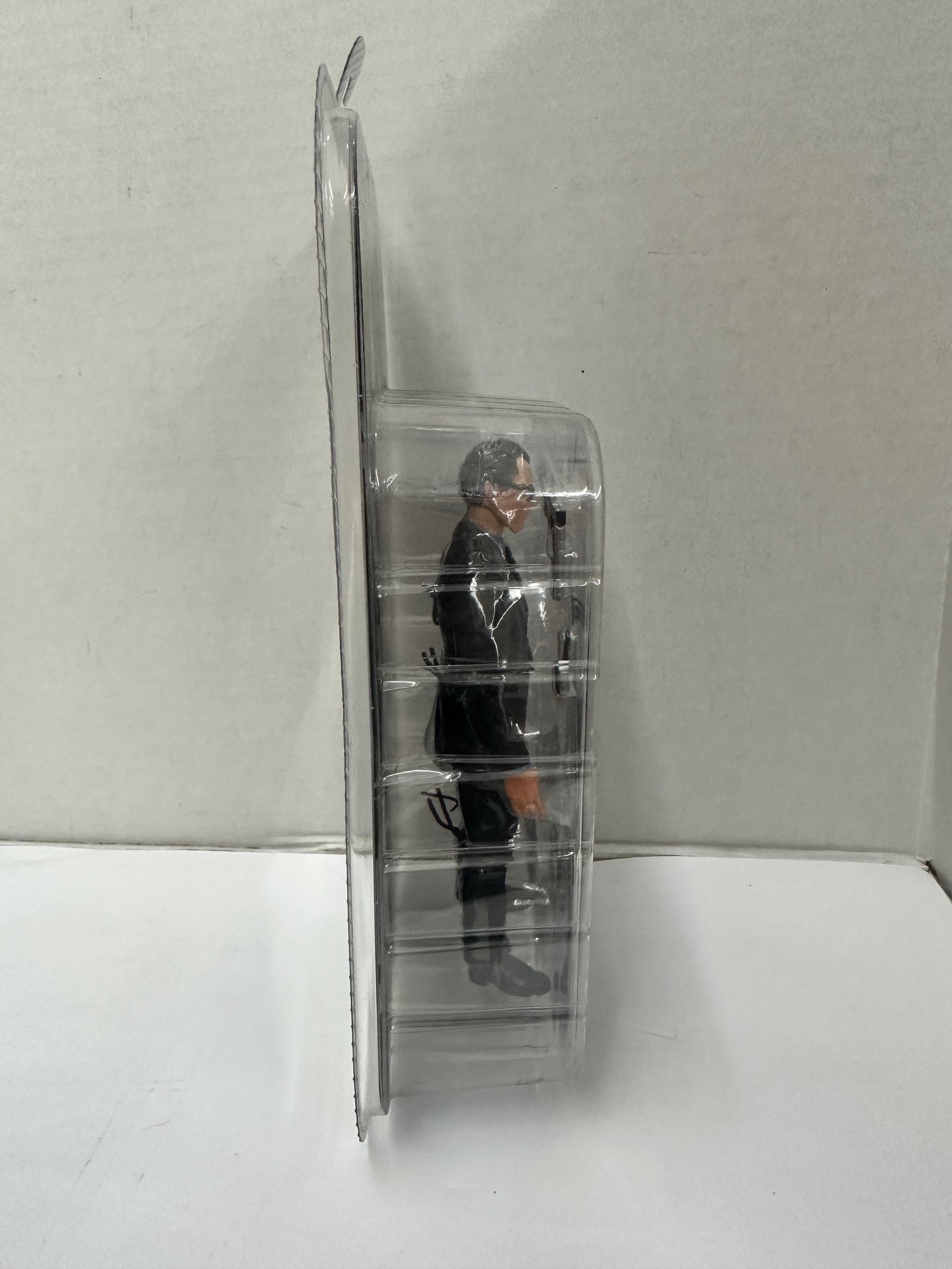 Noah Bennet Mezco Series 2 Heroes TV Series Action Figure 2007