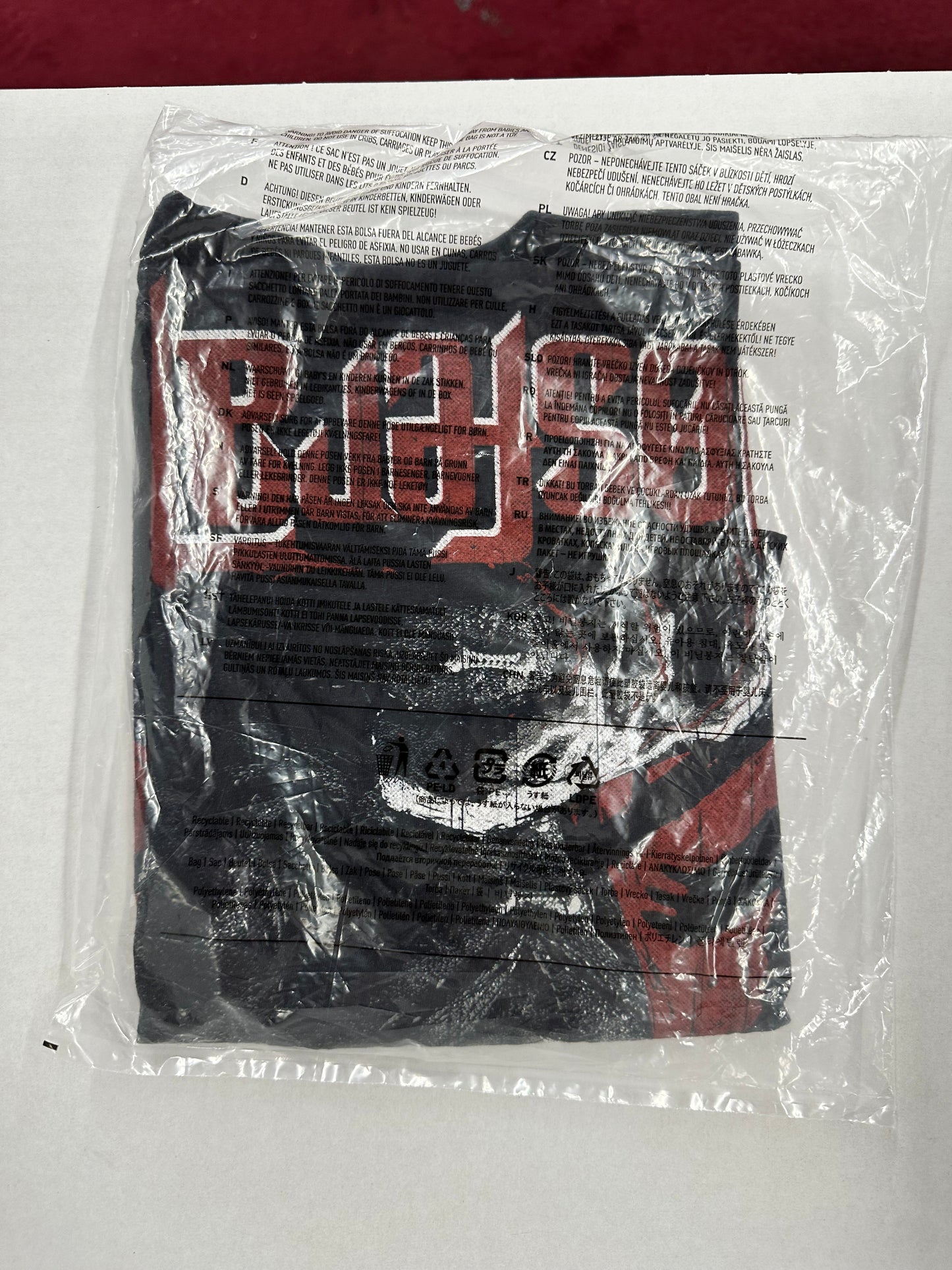 Mezco One:12 Nosferatu Black T-Shirt Exclusive - L