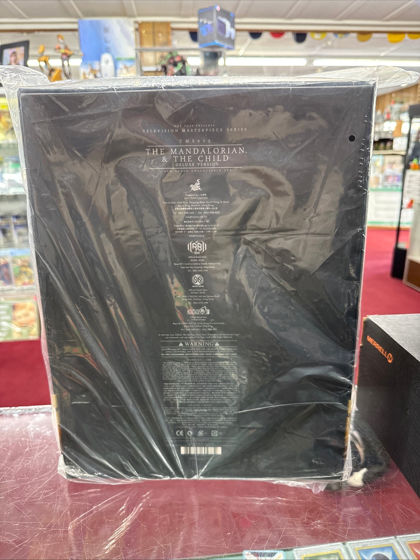 Hot Toys Star Wars The Mandalorian & The Child (Deluxe Version) 1/6th scale NEW
