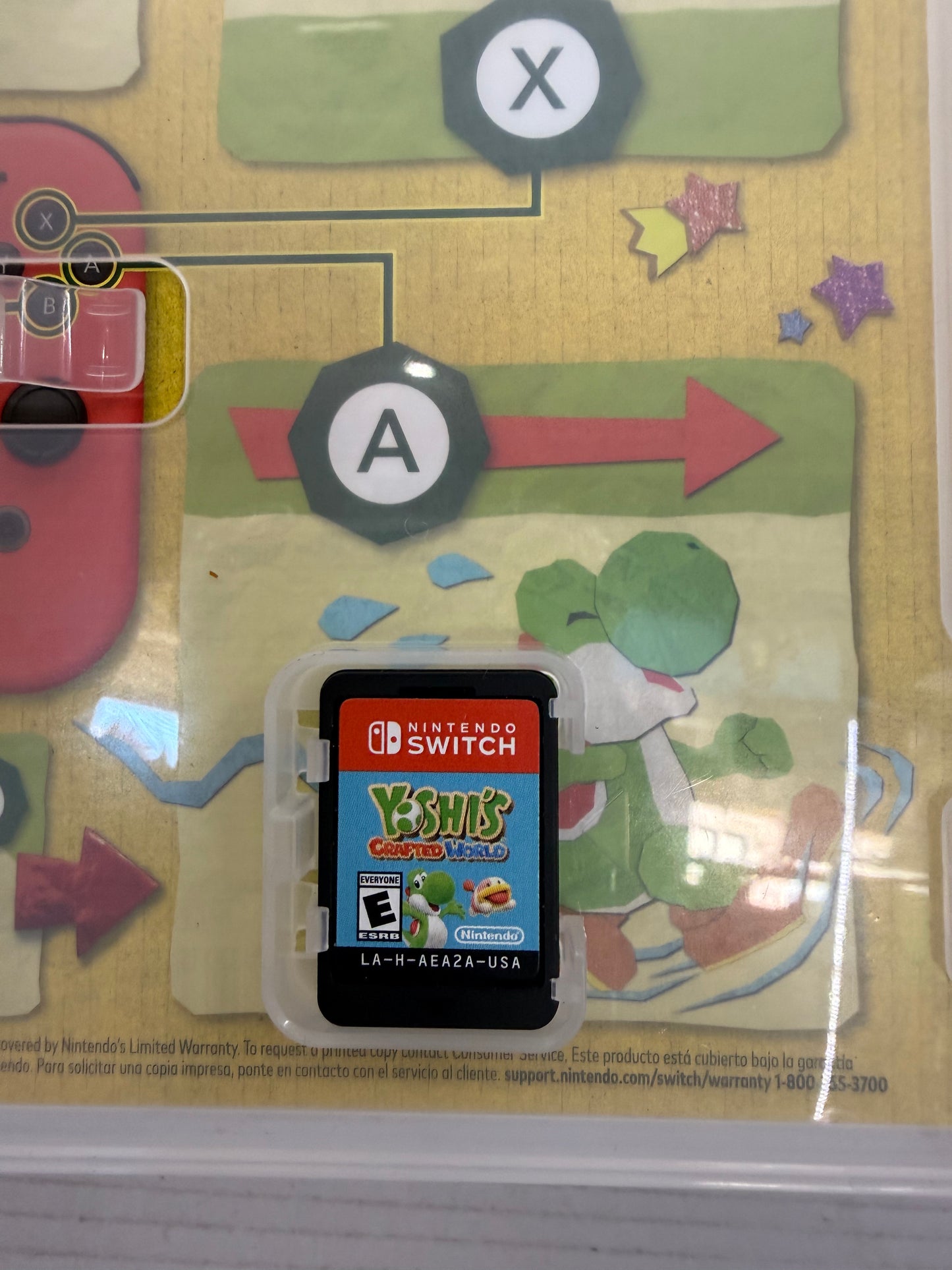 Yoshi's Crafted World - Nintendo Switch - Physical