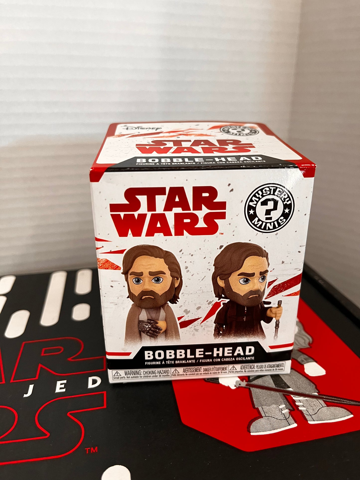 Funko Pop! Star Wars The Last Jedi Smuggler's Bounty Box Complete POE X-WING J1