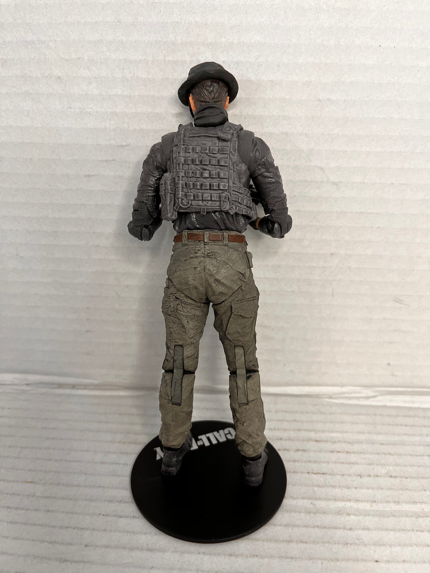 Call of Duty Captain John Price 2019 McFarlane Complete with Gun and Stand
