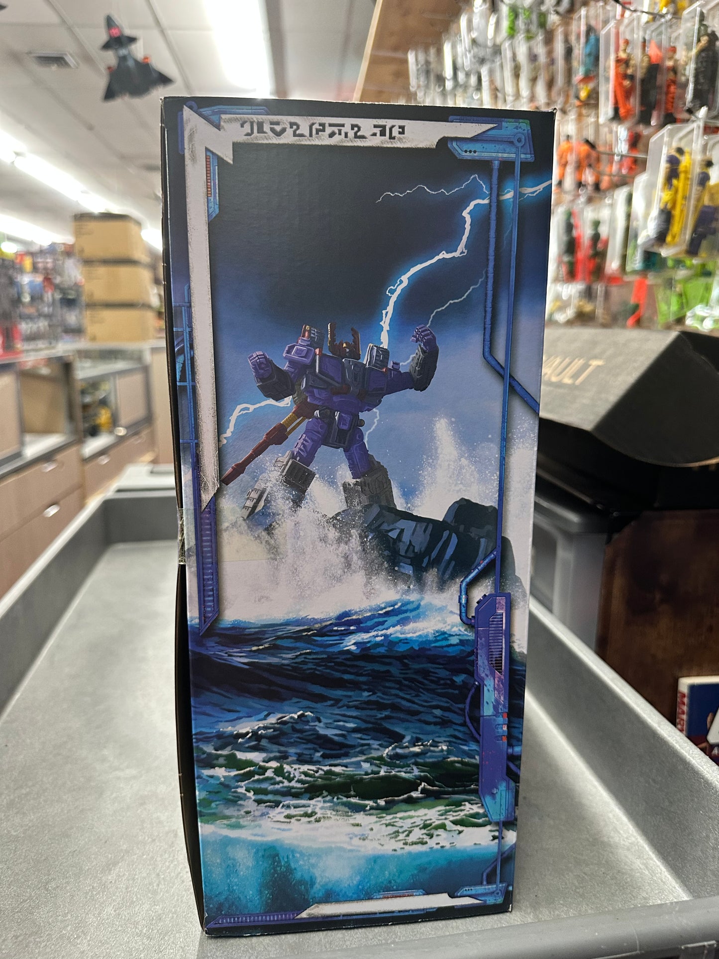 Hasbro Transformers Legacy United Titan Tidal Wave