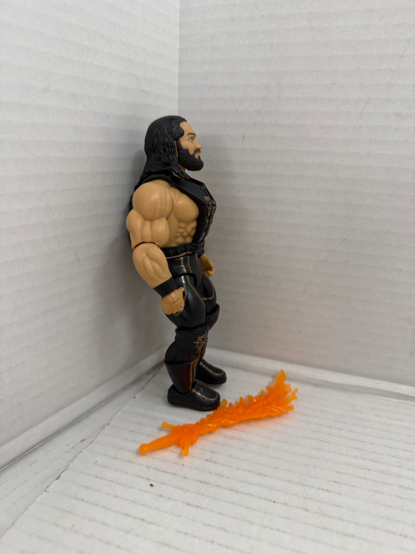 Masters of the WWE Universe SETH ROLLINS Mattel Complete MOTU