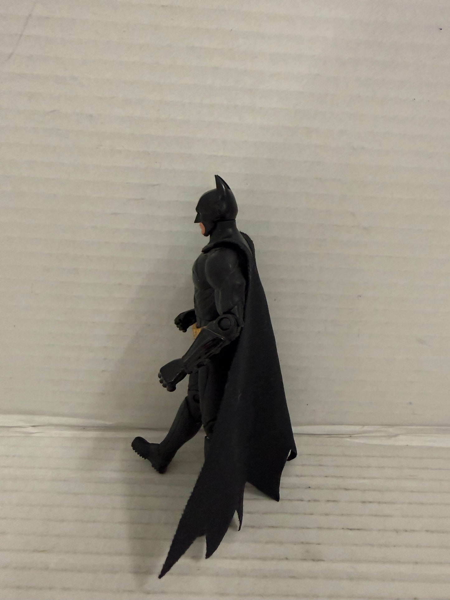 Mattel Batman Begins Battle Gear Batman 2005 5.5" Adjustable Action Figure Loose