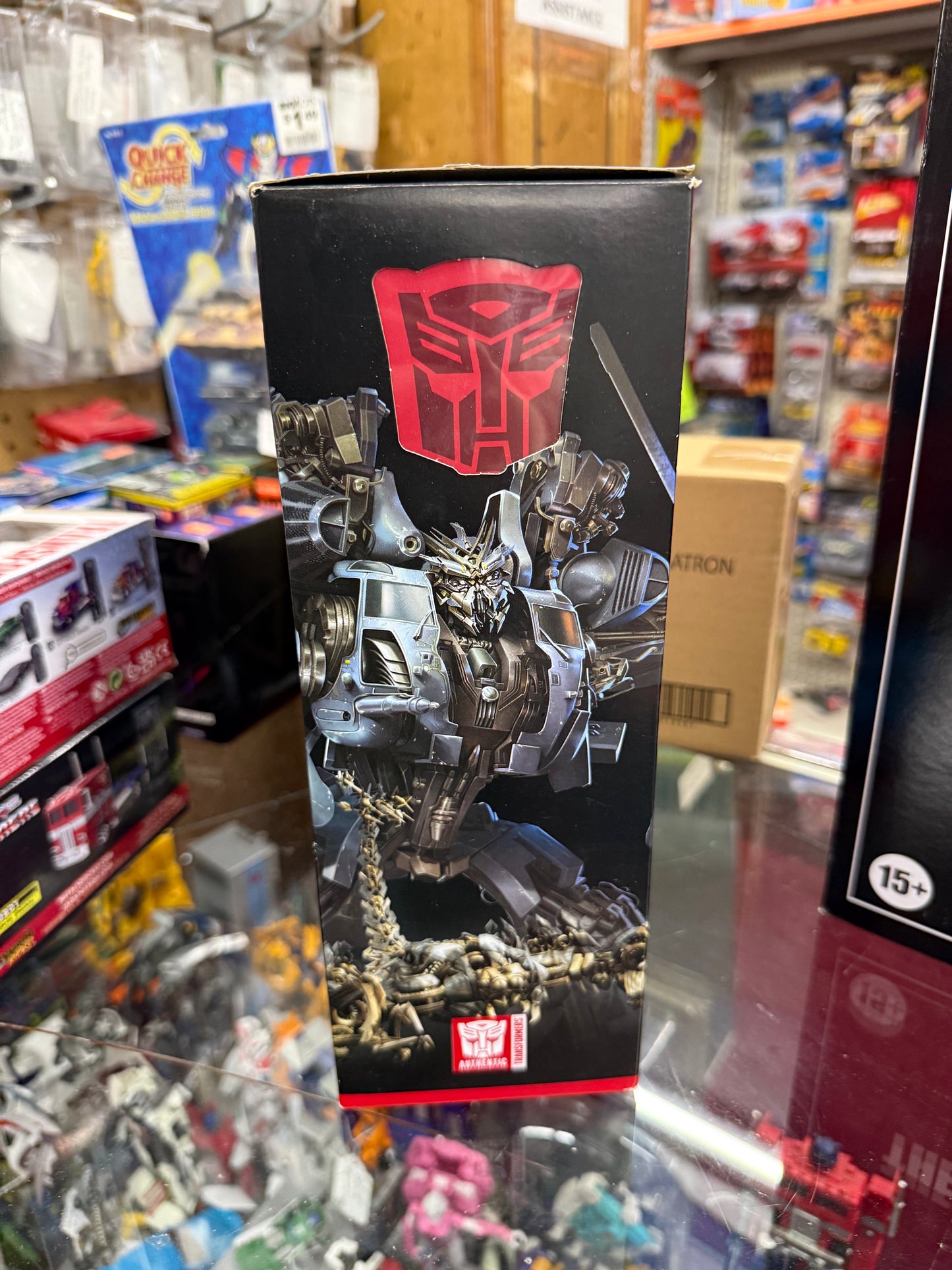 08 Blackout Leader Class | Transformers Studio Series | Hasbro
