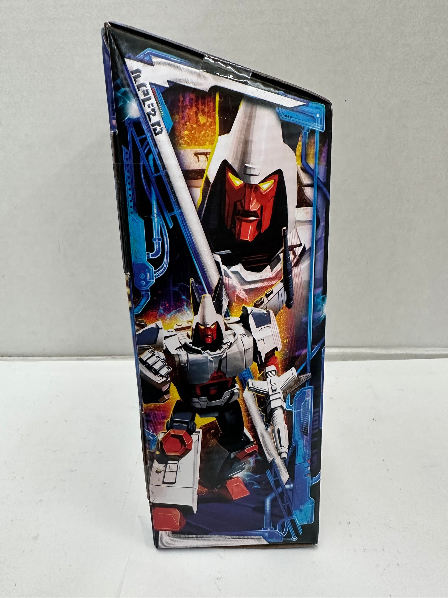 Transformers Legacy United Star Raider Ferak Voyager Class