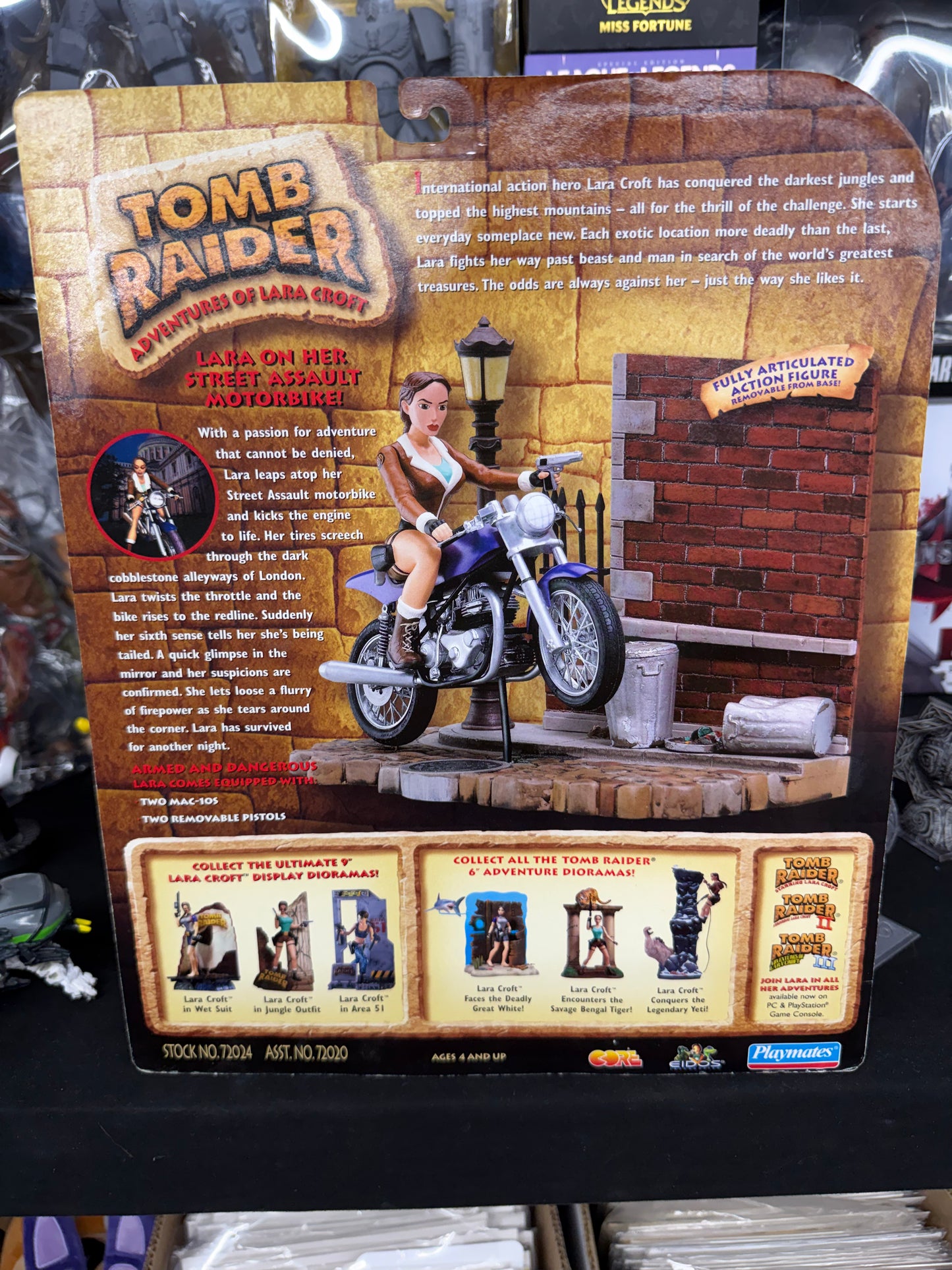 TOMB RAIDER Lara Croft Conquers the Legendary Yeti ~ Playmates Figure 1999 NEW