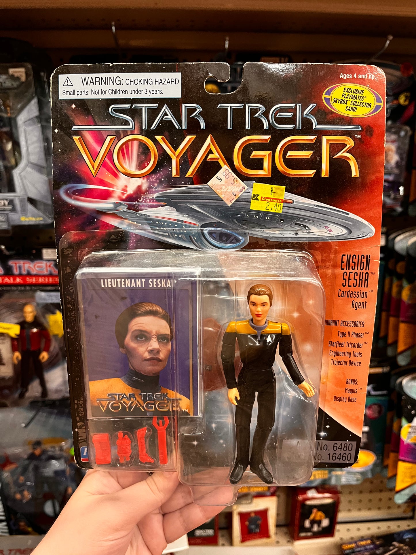 1996 Star Trek Voyager ENSIGN SESHA Cardassian Agent Action Figure Playmates