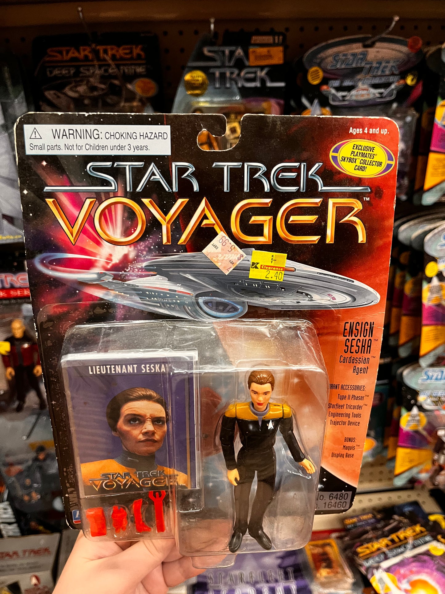 1996 Star Trek Voyager ENSIGN SESHA Cardassian Agent Action Figure Playmates