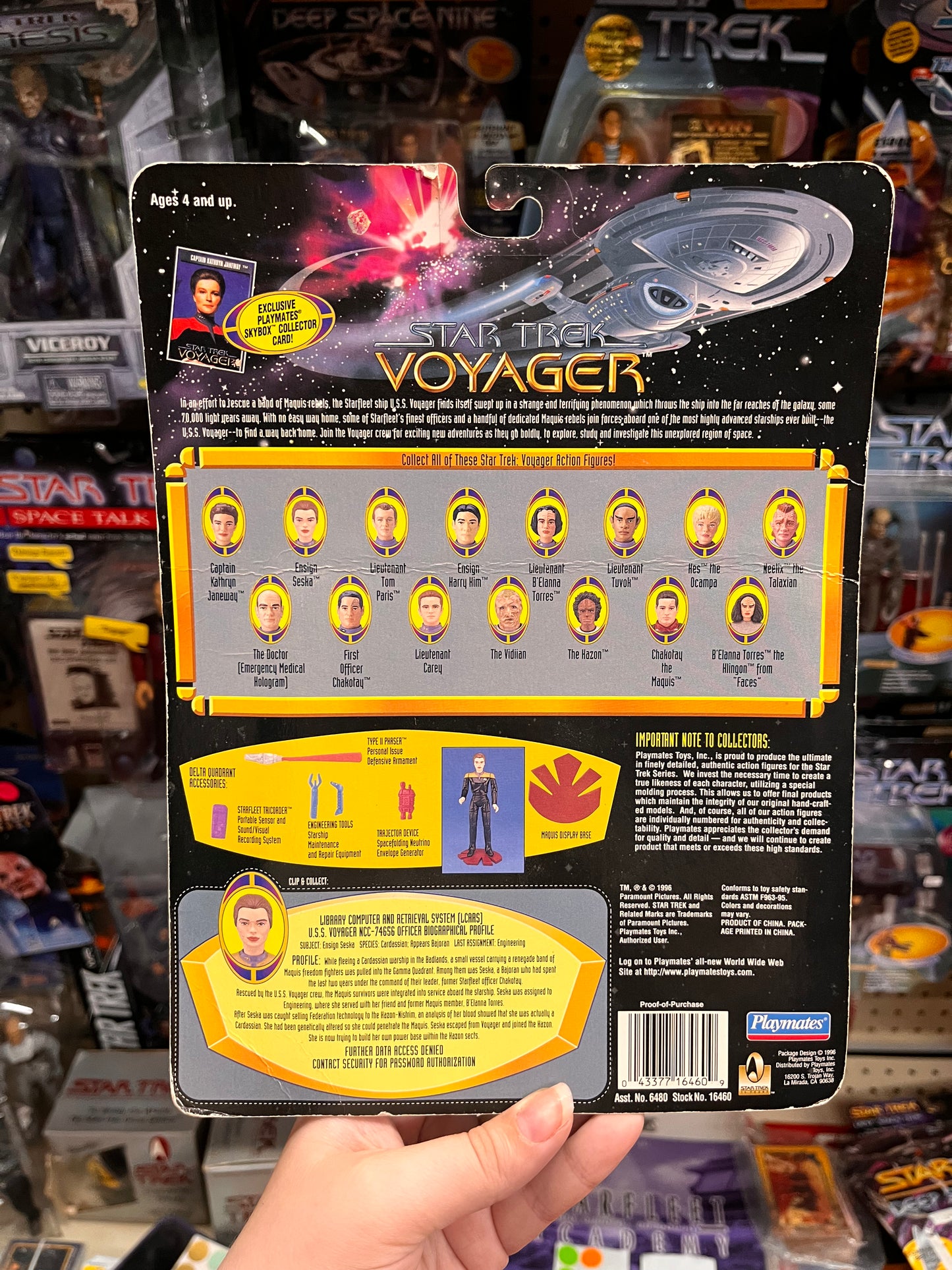 1996 Star Trek Voyager ENSIGN SESHA Cardassian Agent Action Figure Playmates