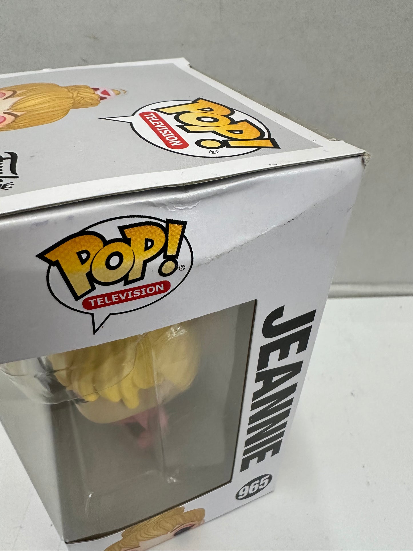 I Dream Of Jeannie Funko Pop #965 (MINOR BOX DAMAGE)
