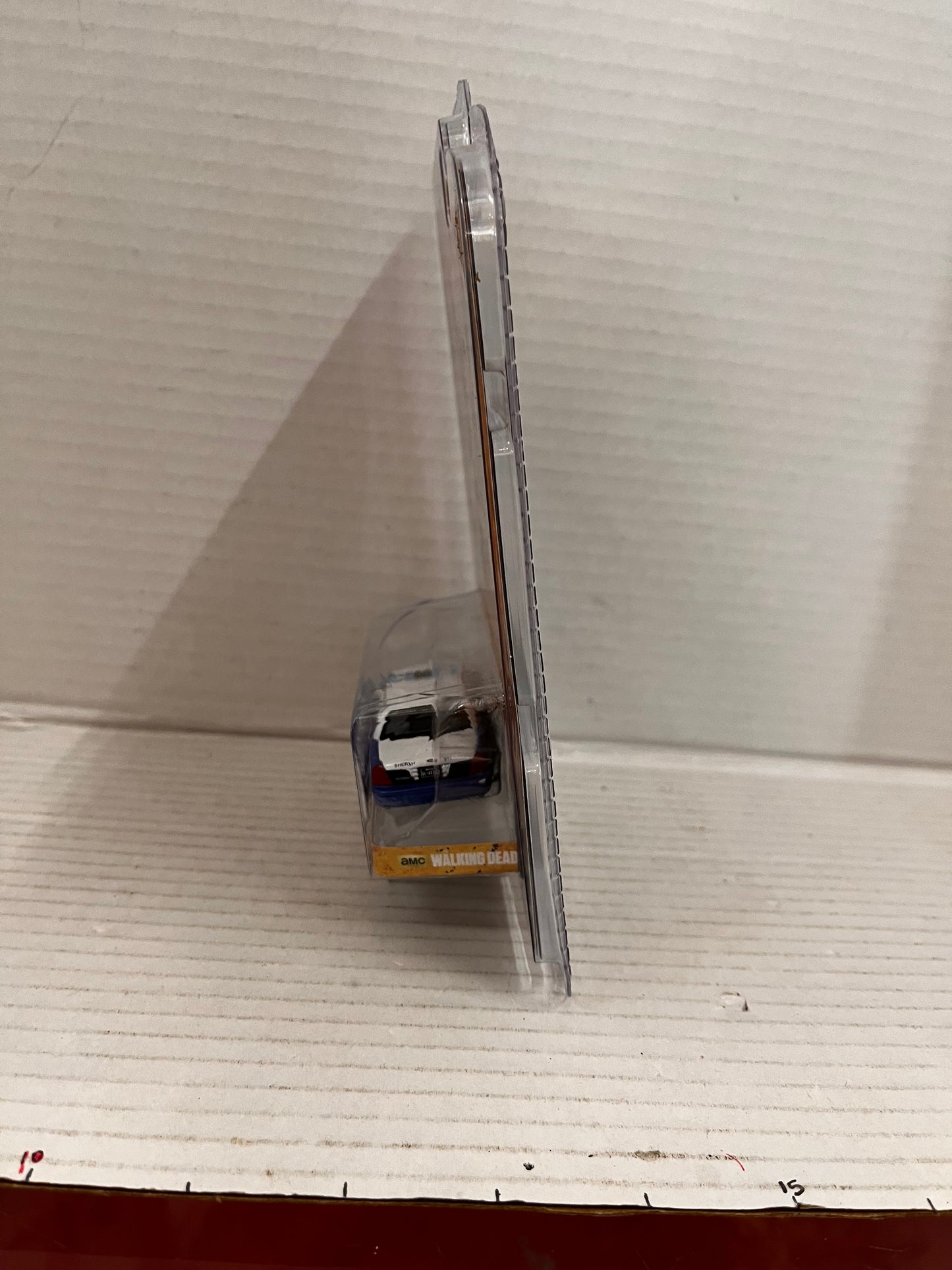 Greenlight Hollywood Walking Dead Ford Crown Victoria Police Interceptor 1:64
