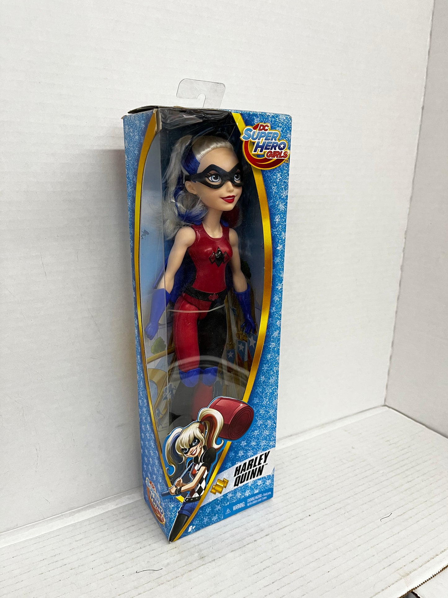NEW HARLEY QUINN - DC SUPER HERO GIRLS - NEW IN BOX
