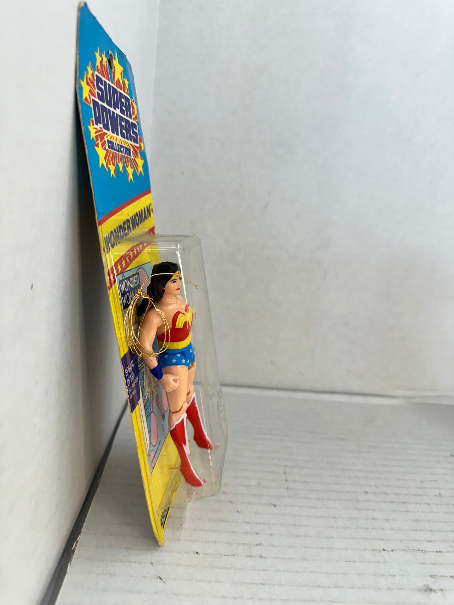 VINTAGE 1986 DC SUPER POWERS COLLECTION WONDER WOMAN 4" FIGURE KENNER SHORT CARD