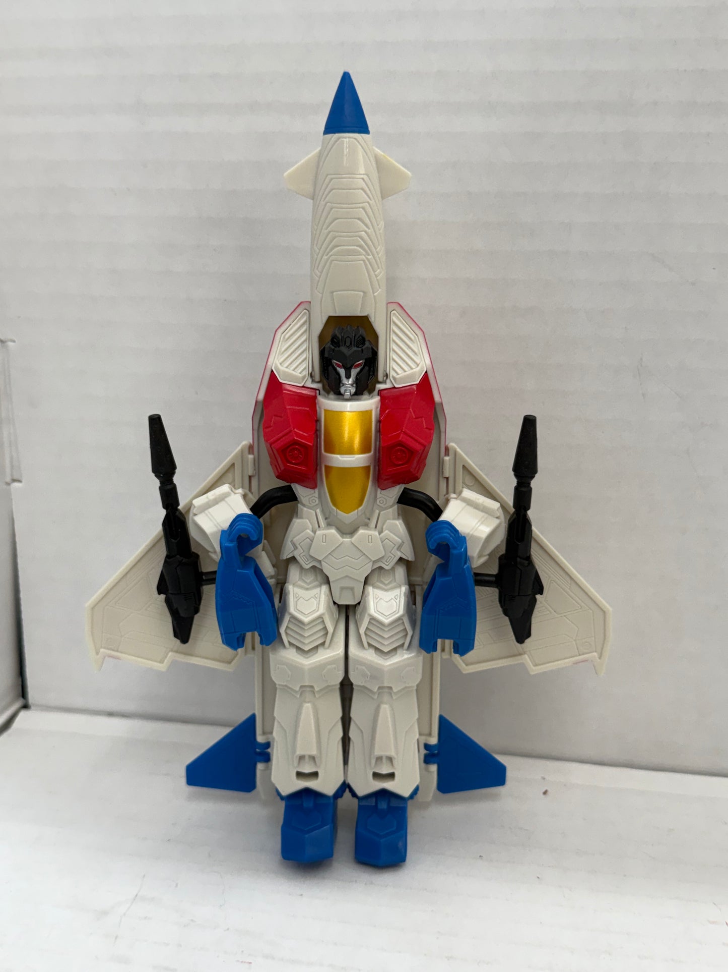 Transformers Generations Toys Authentics Starscream 7 Inch Figure