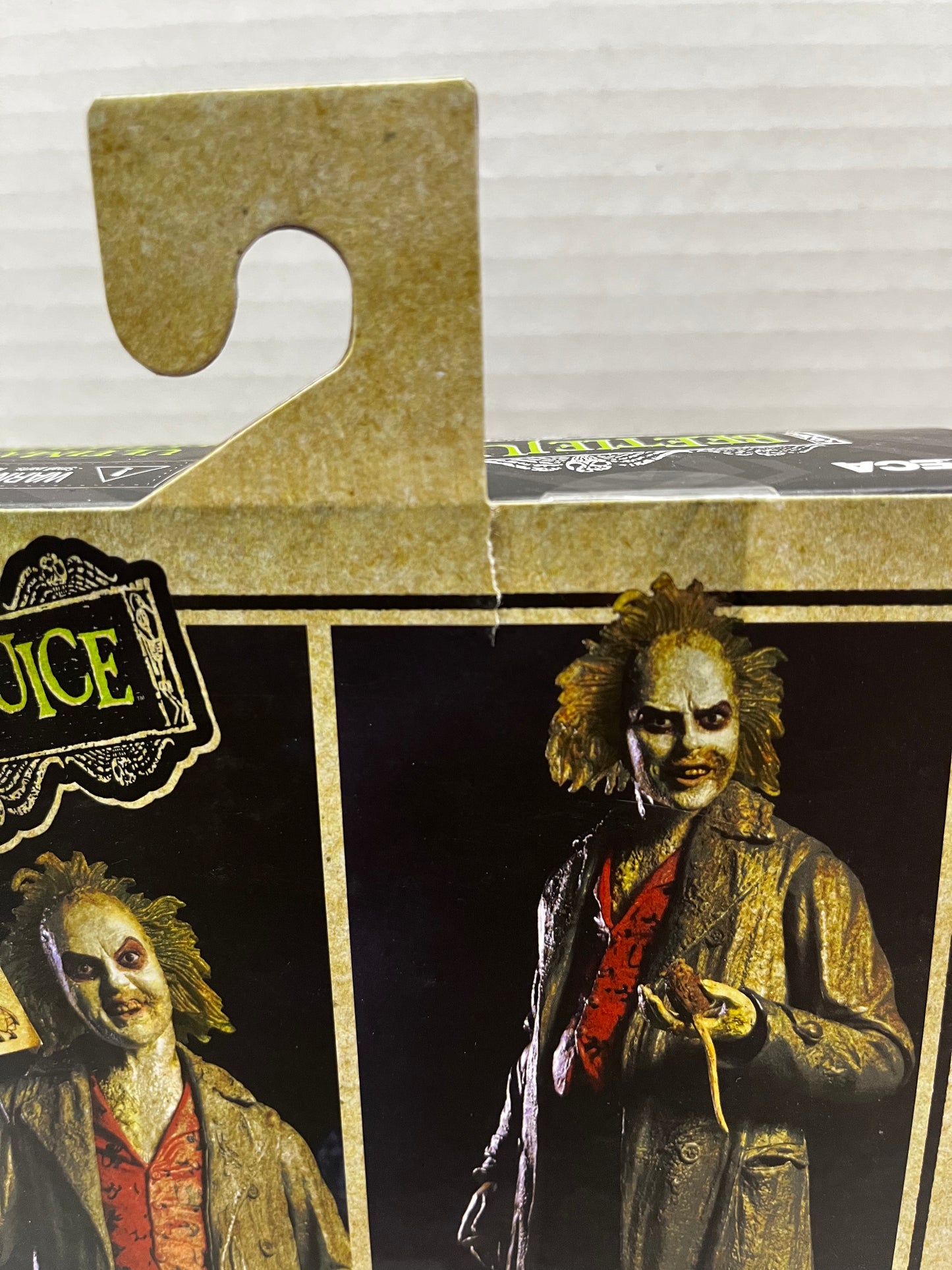 NEW NECA Ultimate Beetlejuice Betelgeuse Action Figure Reel Toy Bio-Exorcist 7"