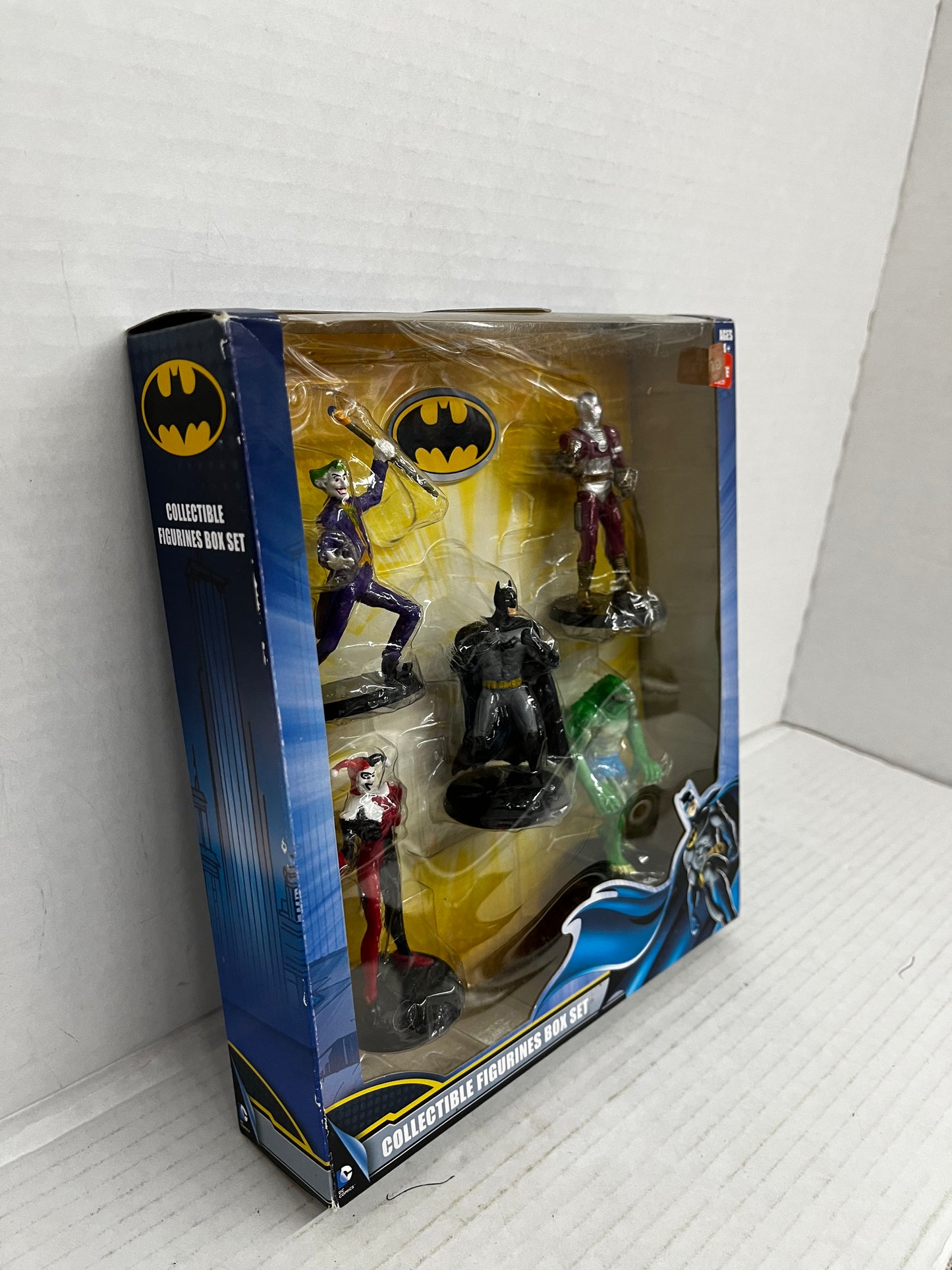 DC COMICS COLLECTIBLE BOX SET BATMAN KILLER CROC HARLEY QUINN DEADSHOT JOKER B14