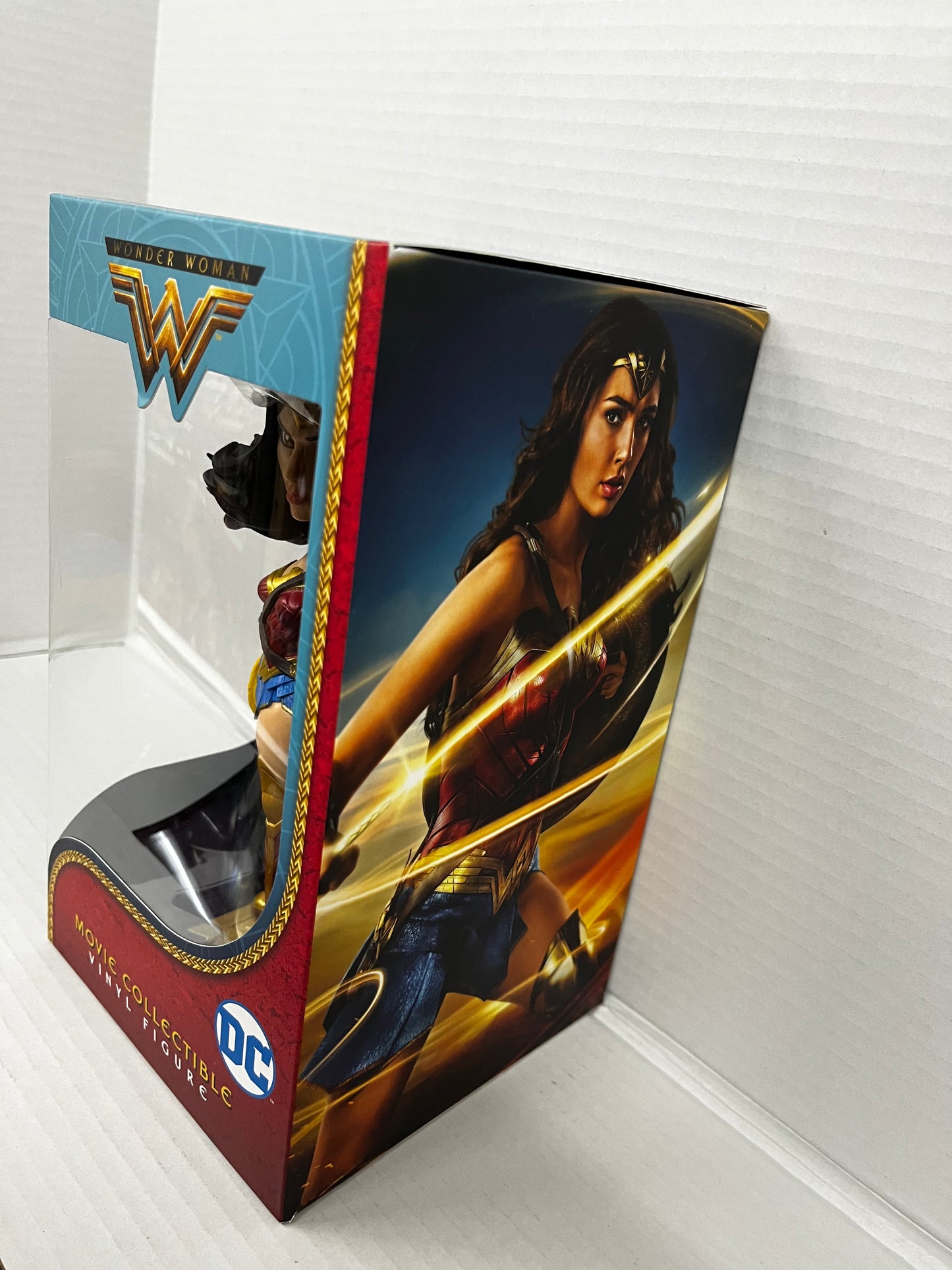 DC Comics Wonder Woman 7" Movie Collectible Vinyl Figure Cryptozoic 2019 Statue