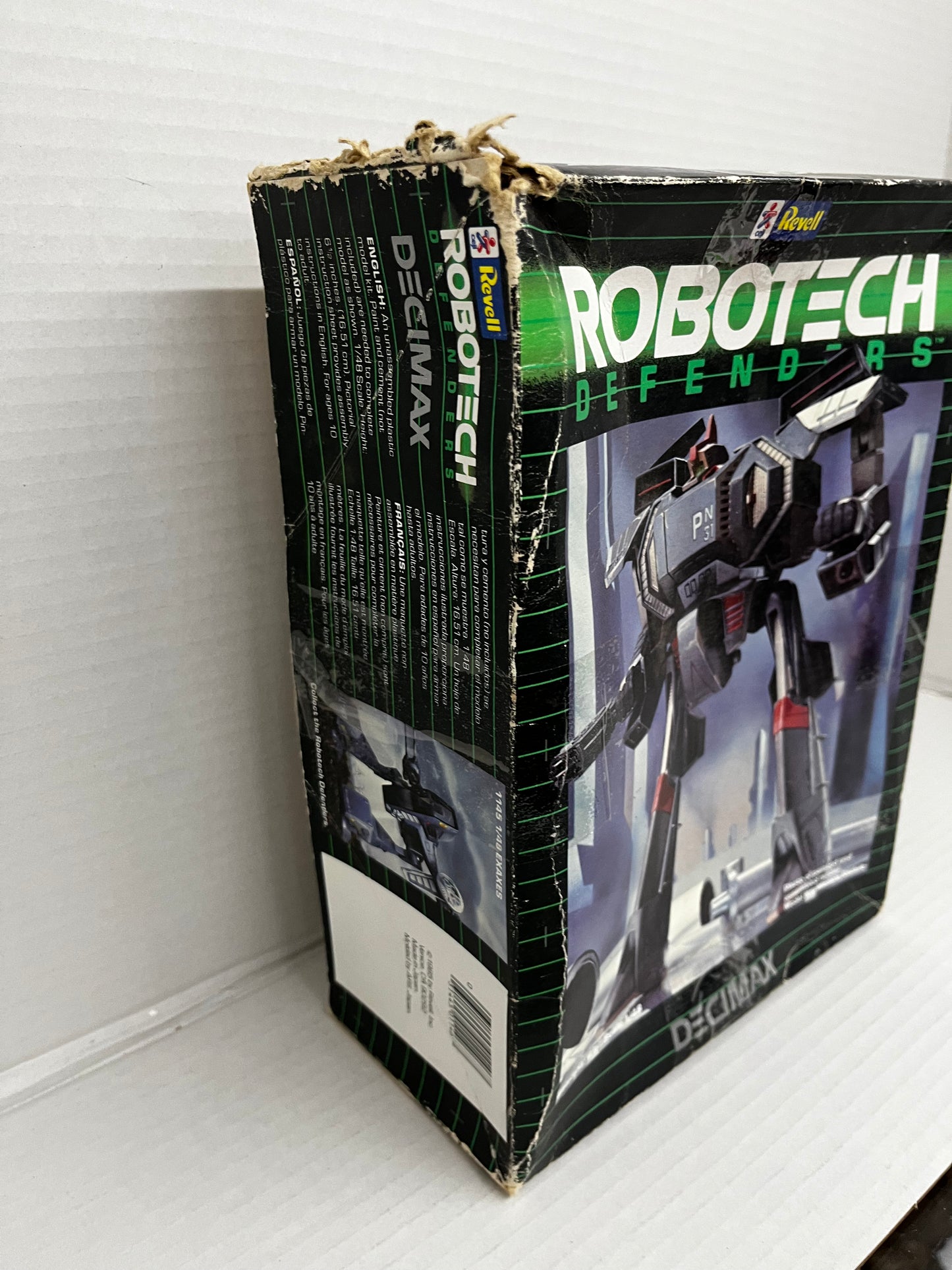 Revell 1/48 Robotech Defenders Decimax 1146 Model Kit 1985