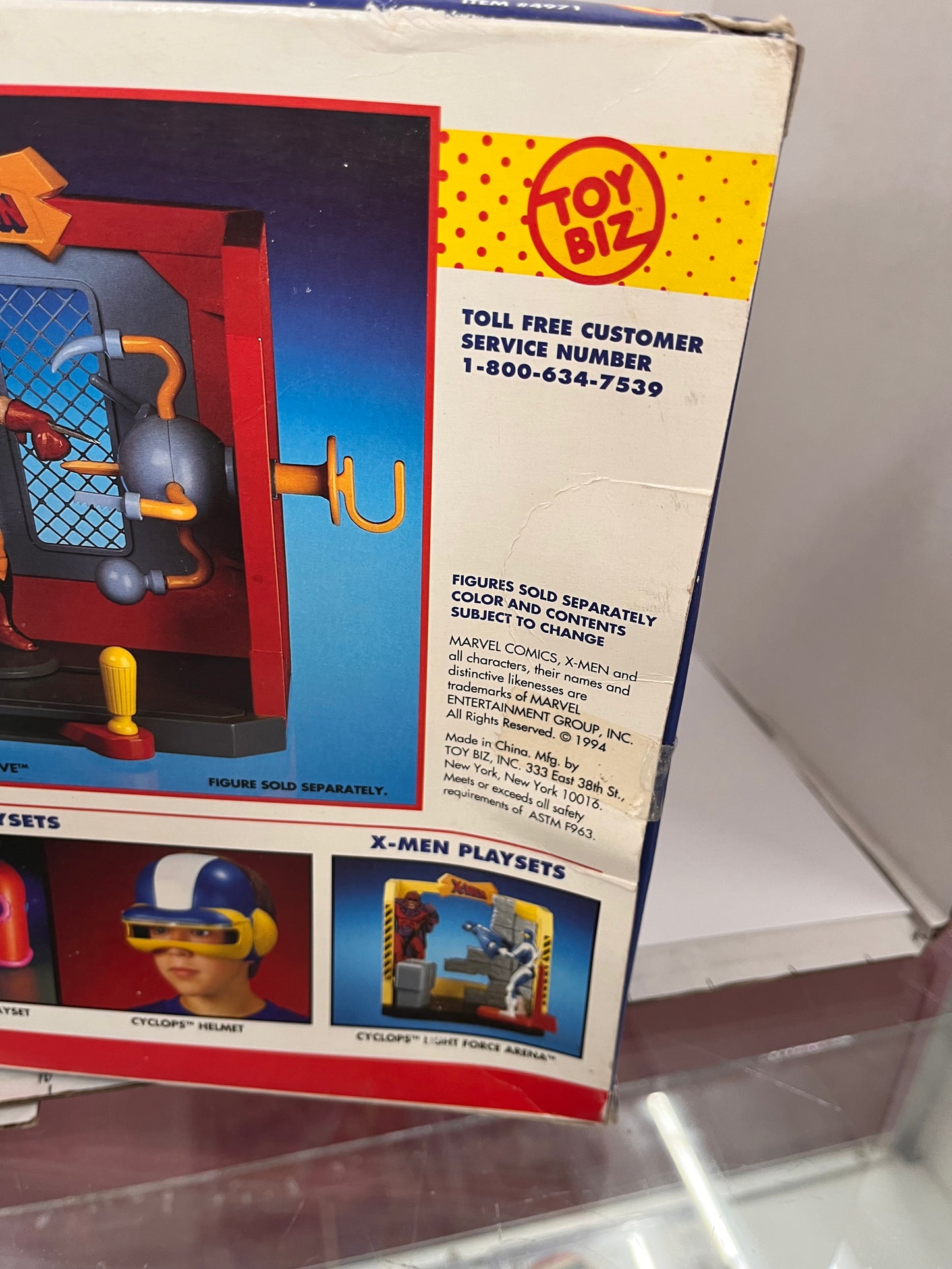 1994 ToyBiz X-Men Wolverine Combat Cave Playset