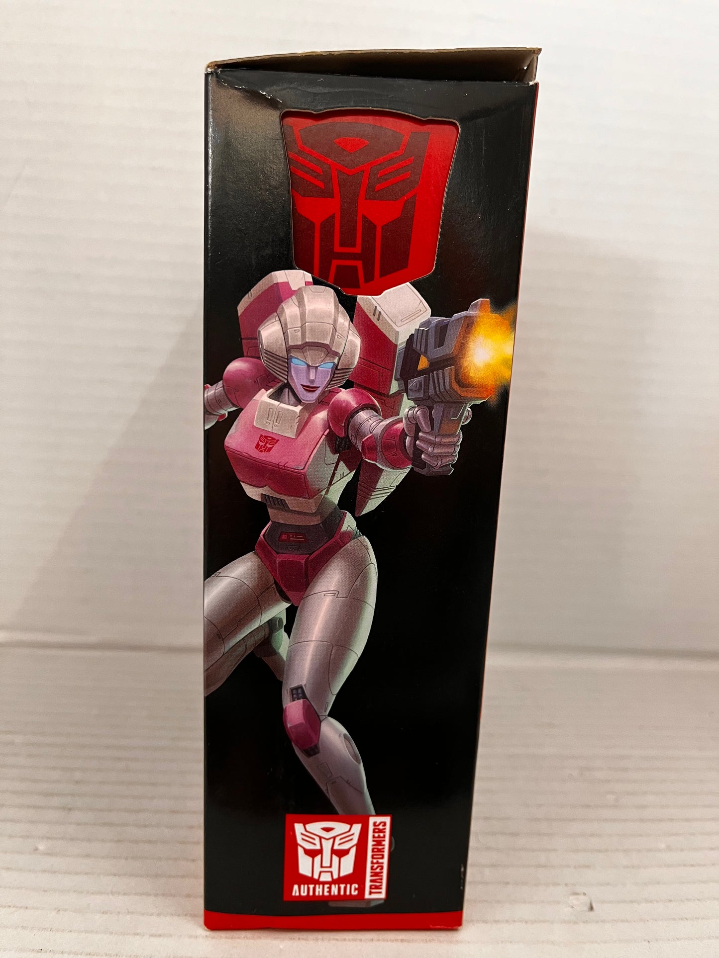 Hasbro Transformers Studio Series 86 Arcee Action Figure